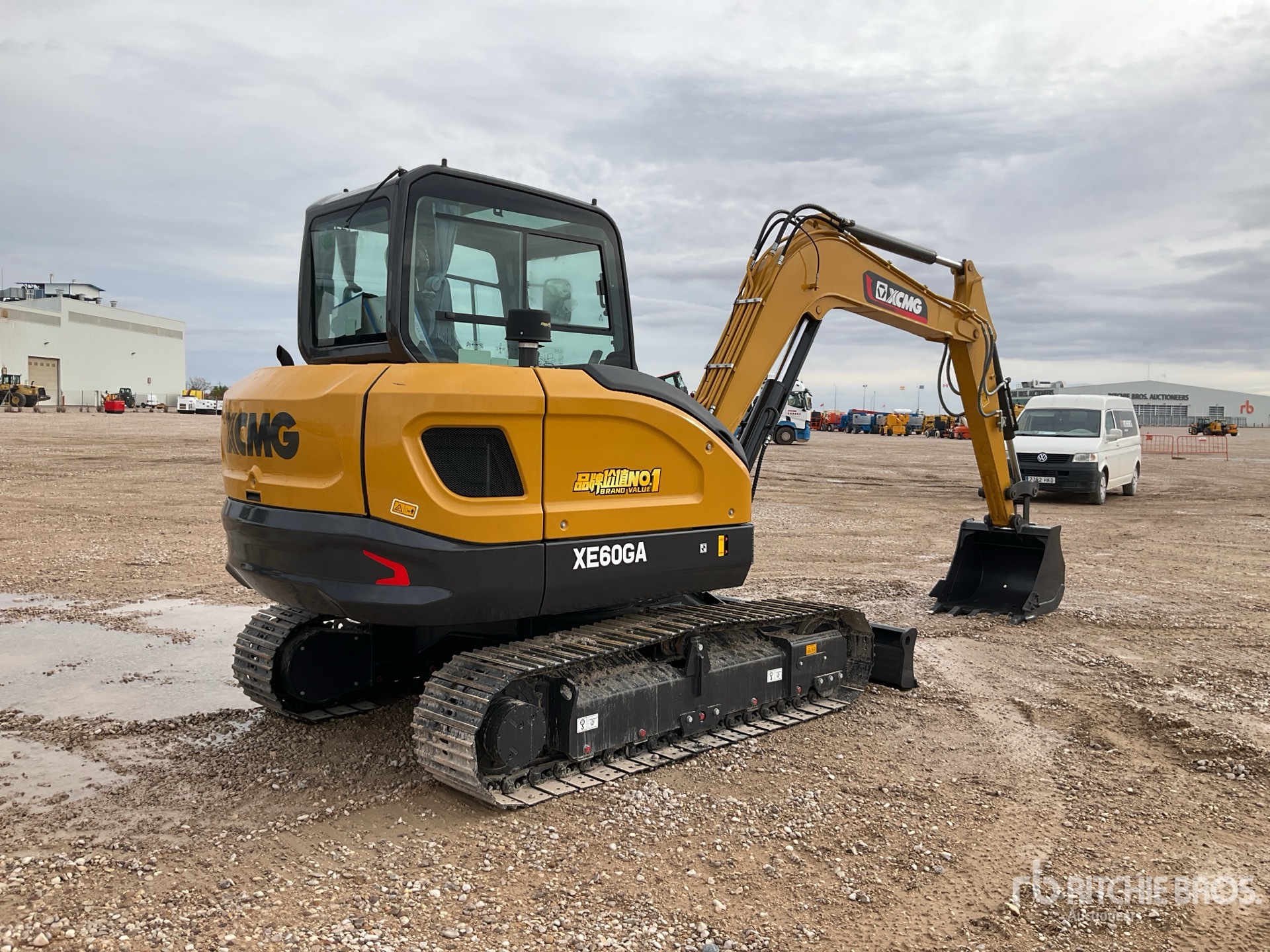 General Appearance with Foto, angolo anteriore sinistro