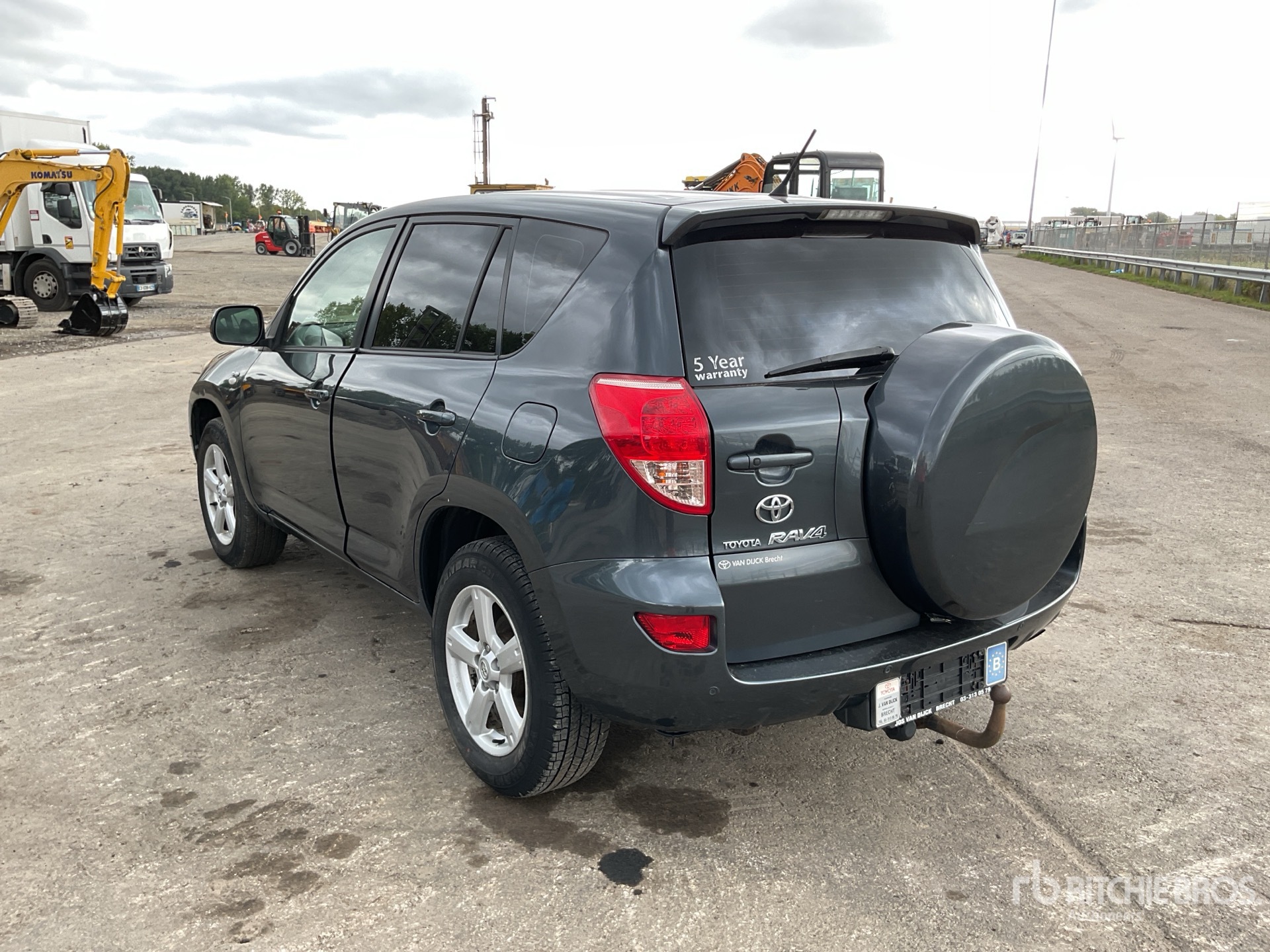 General Appearance with Picture, Left Rear Corner
