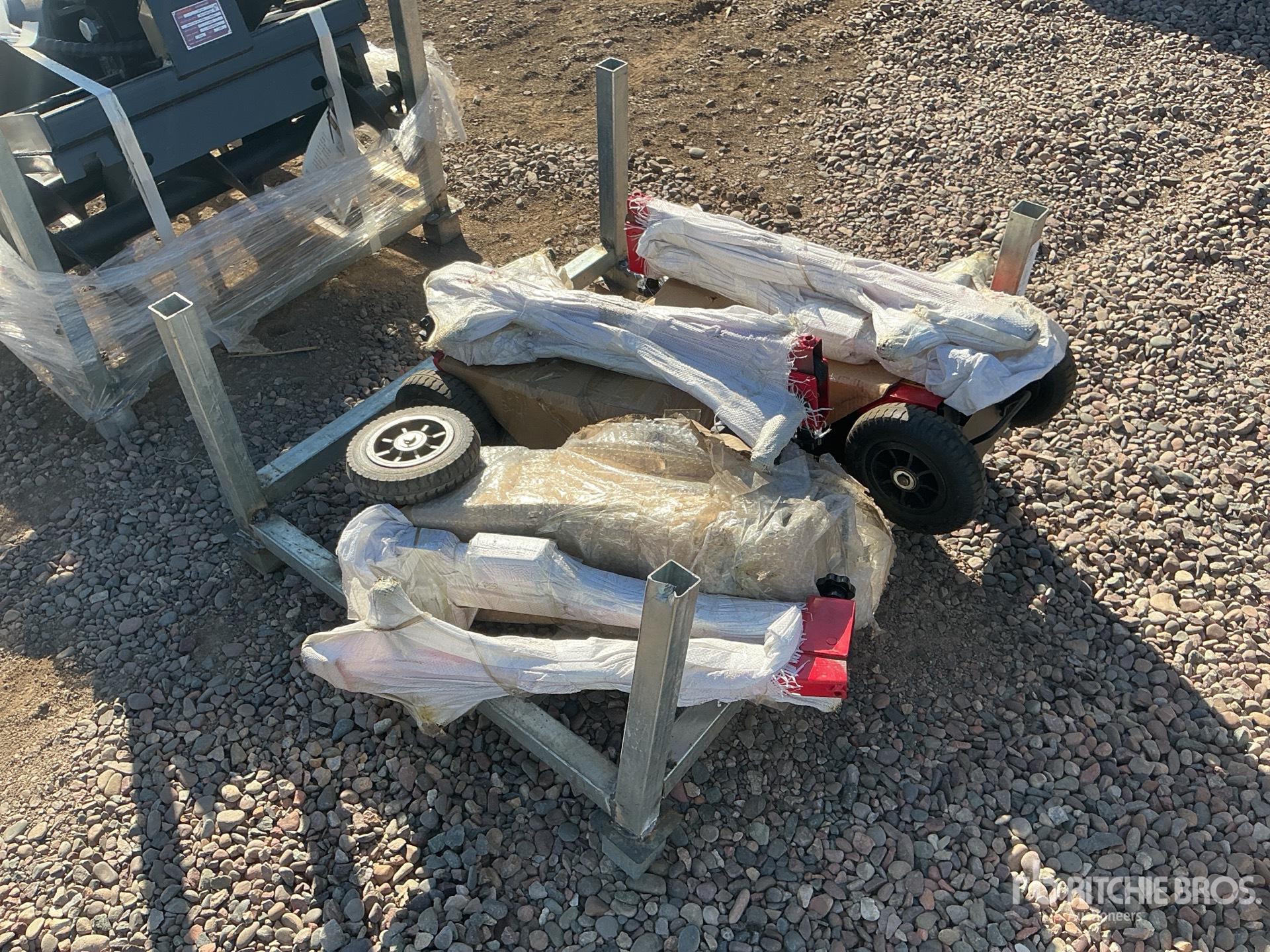 General Appearance with Picture, Right Front Corner