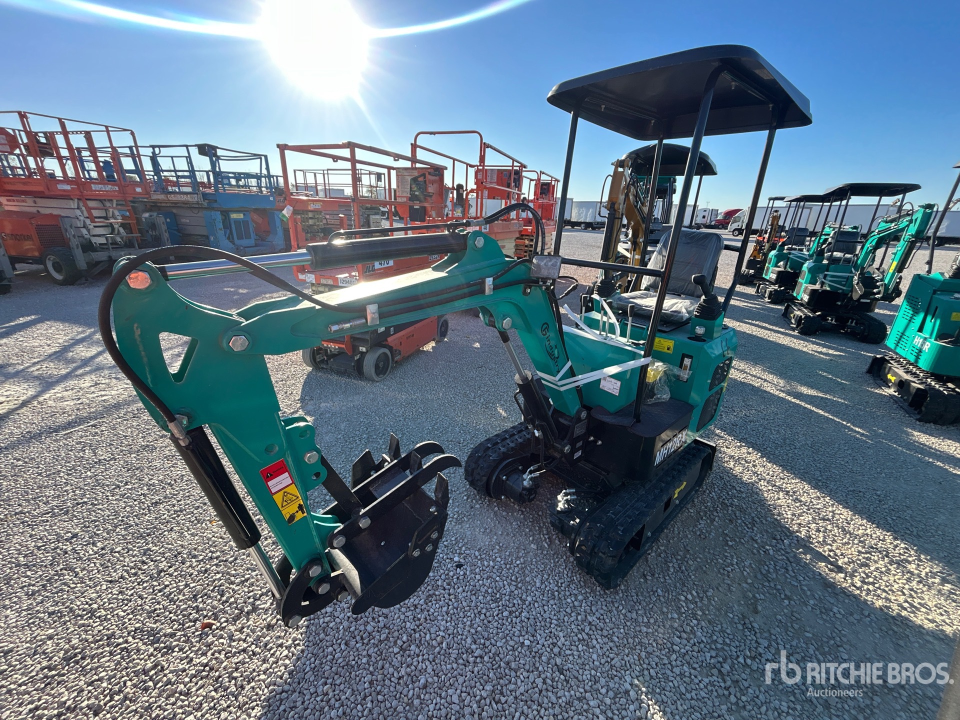 General Appearance with Bild, Ecke vorne links