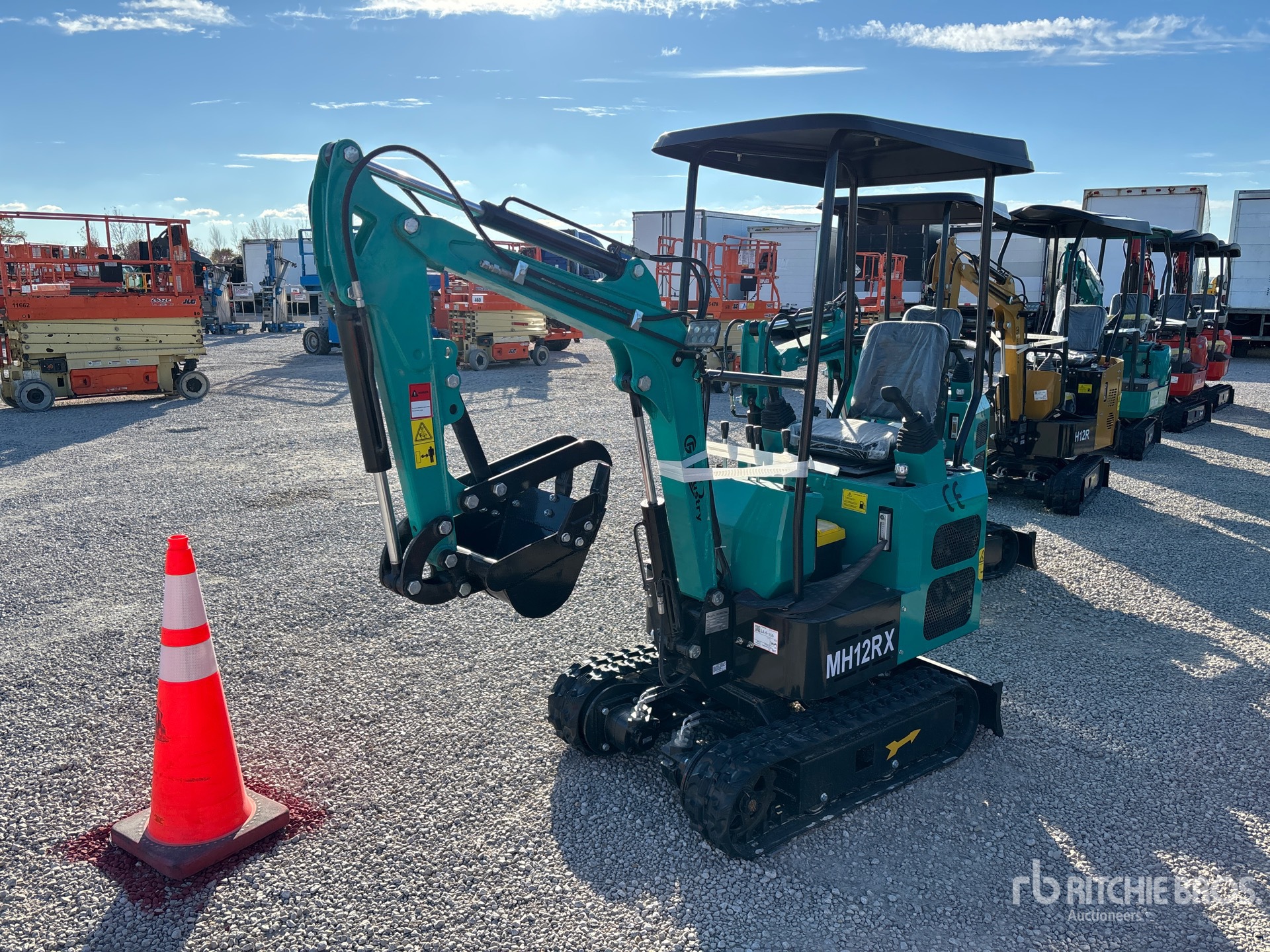 General Appearance with Picture, Left Front Corner