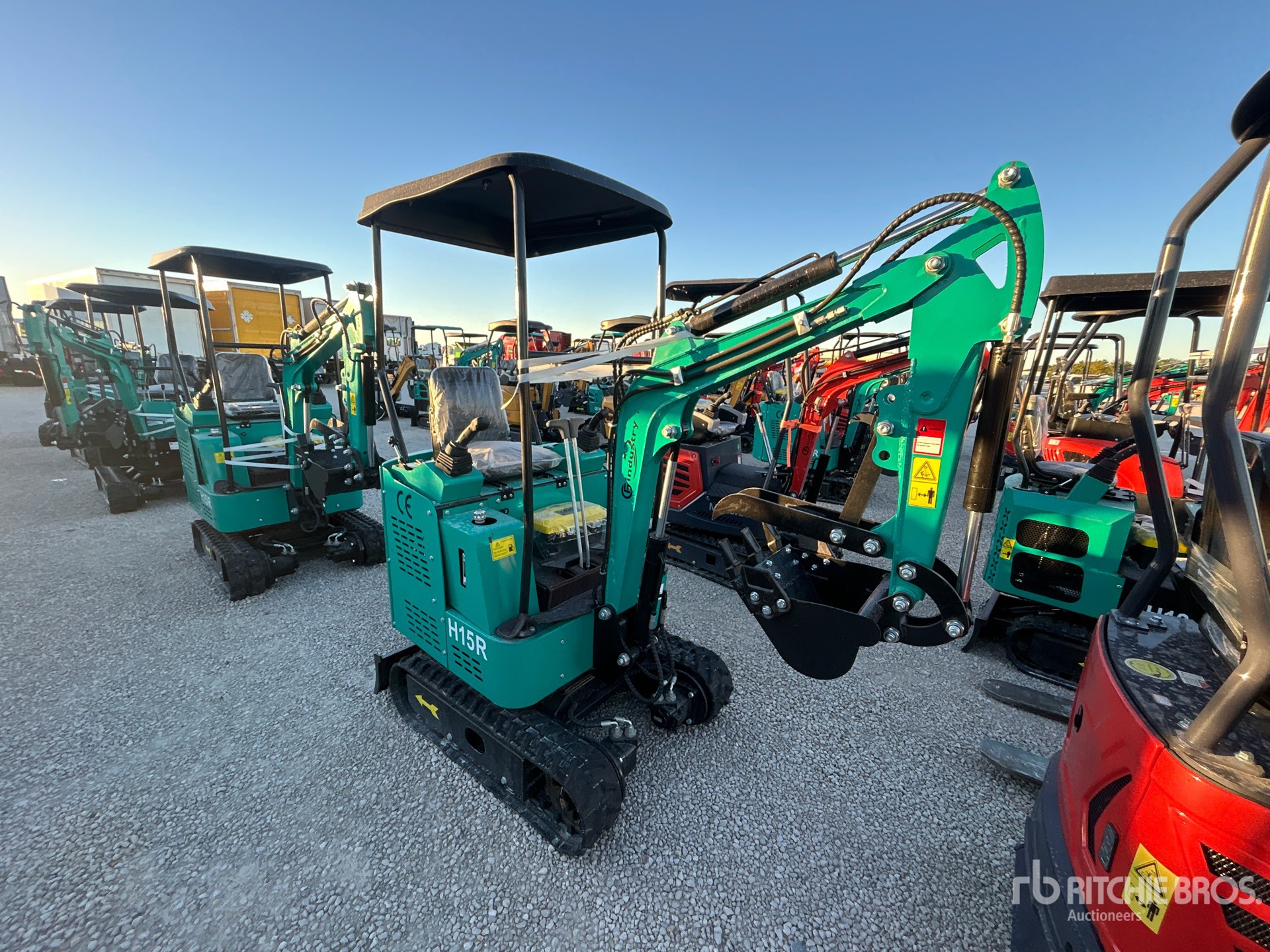 General Appearance with Picture, Right Front Corner