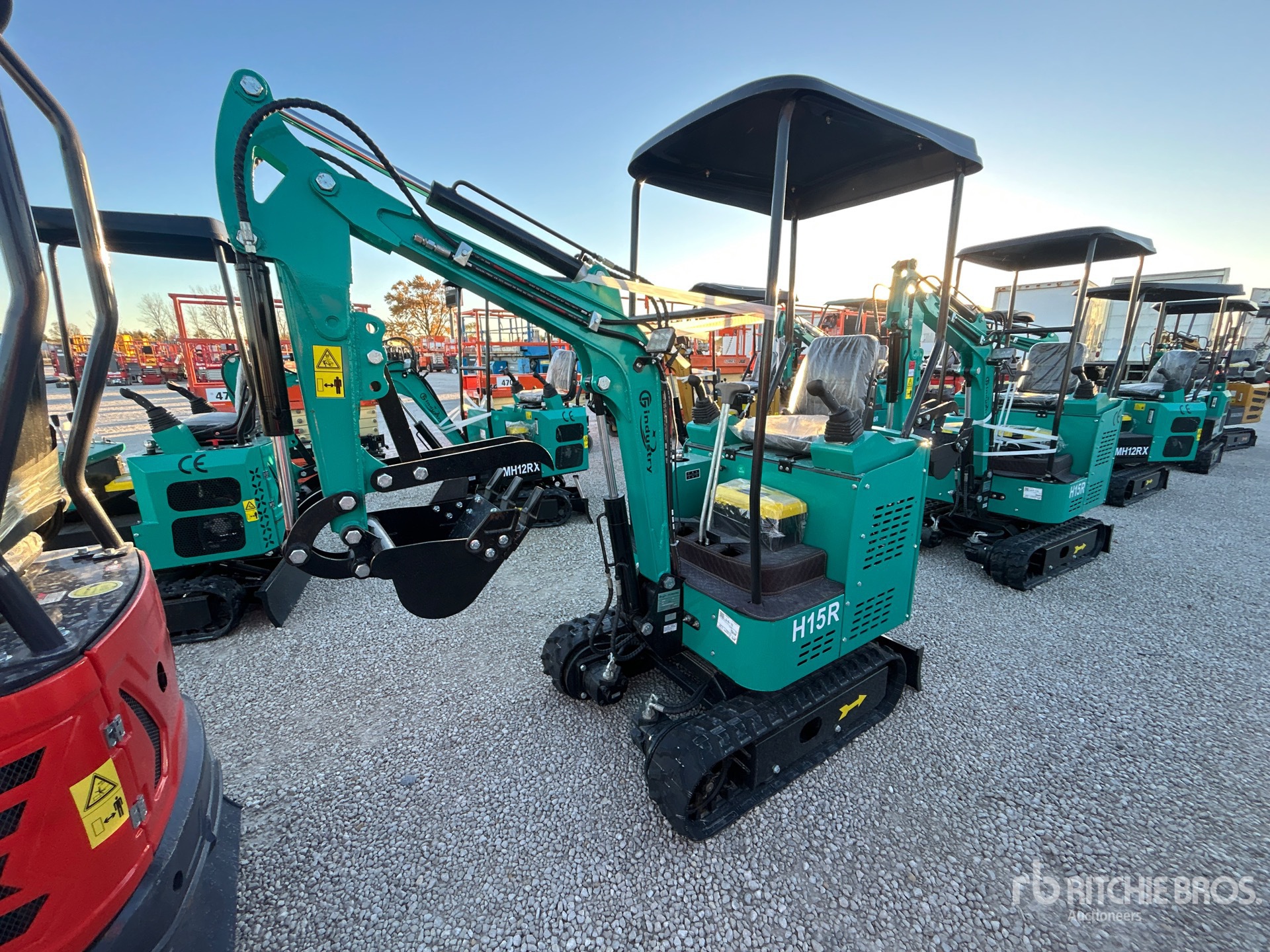 General Appearance with Picture, Left Front Corner