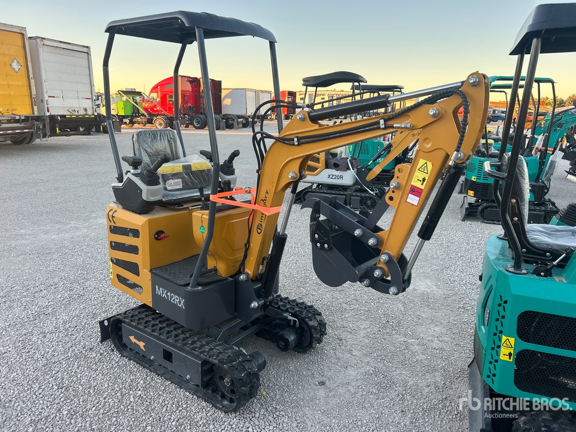 General Appearance with Foto, angolo anteriore destro