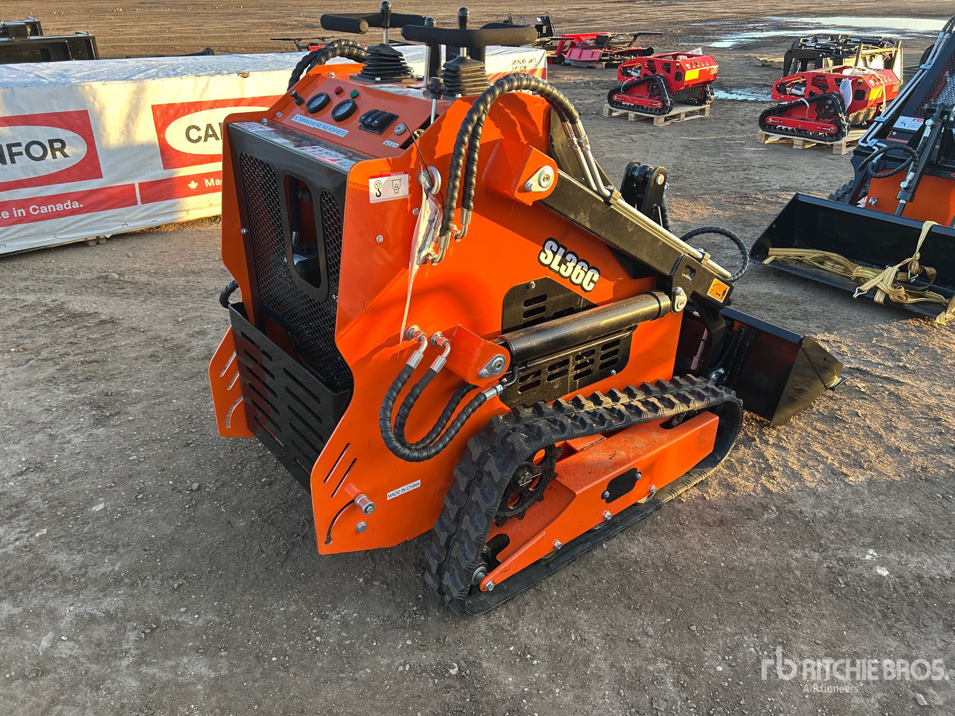 Aspect général with Image, coin arrière droit