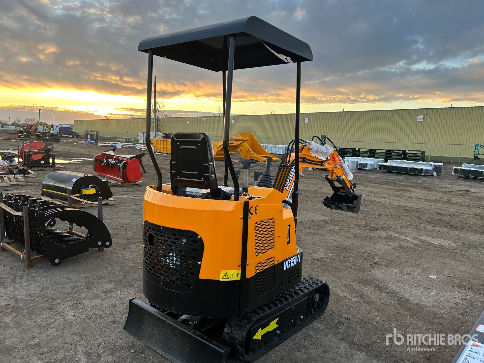 General Appearance with Picture, Right Rear Corner