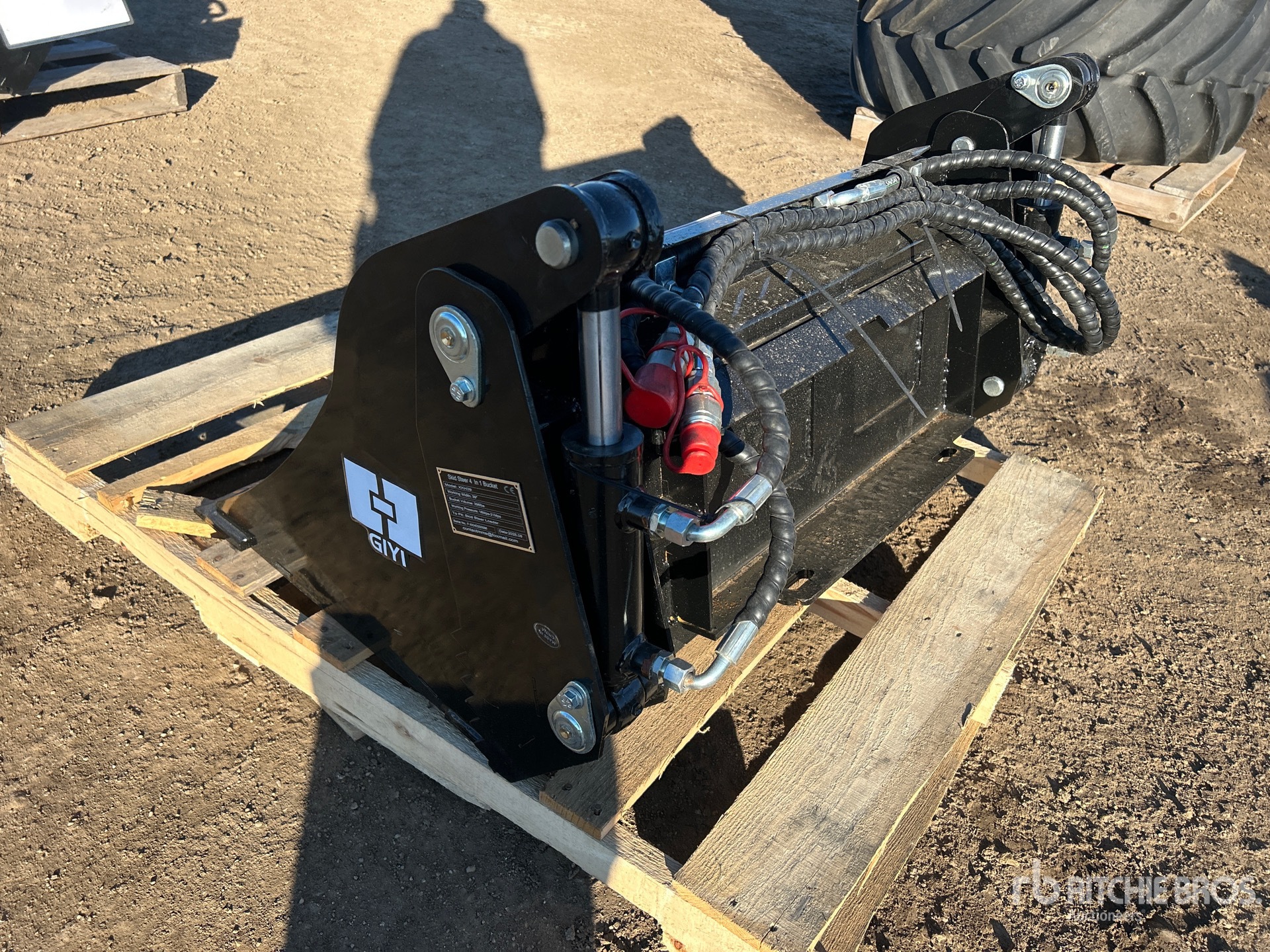 General Appearance with Picture, Left Rear Corner