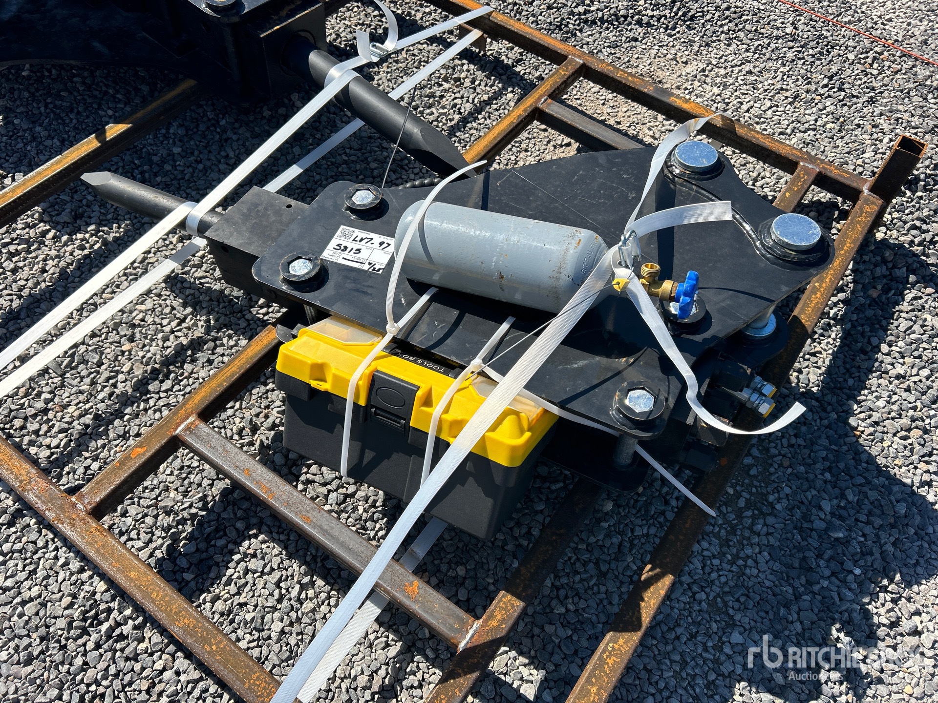 General Appearance with Bild, Ecke hinten rechts