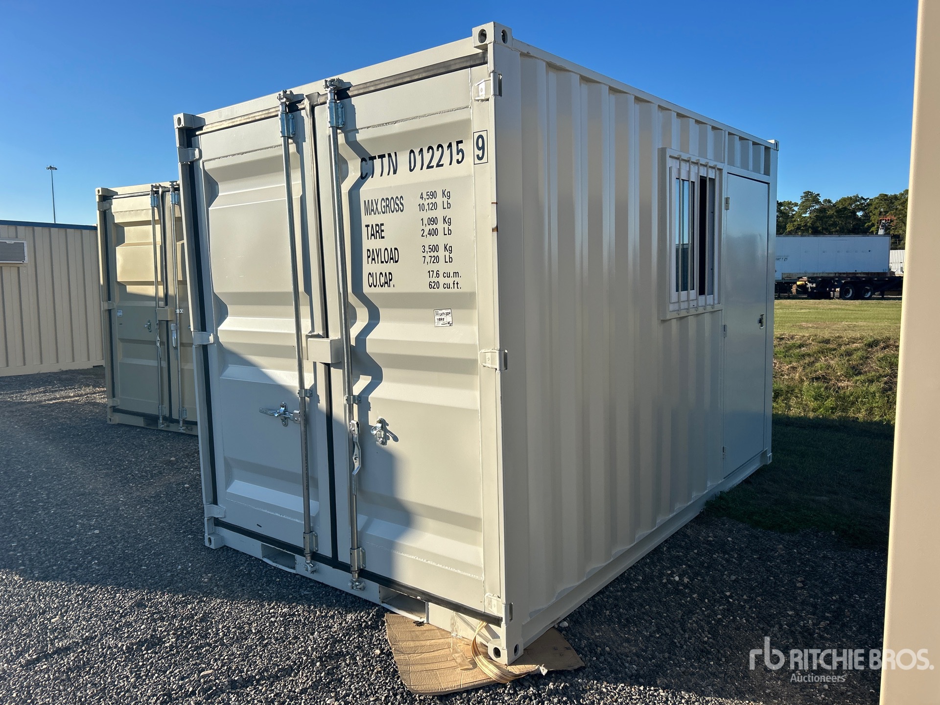 General Appearance with Picture, Left Front Corner