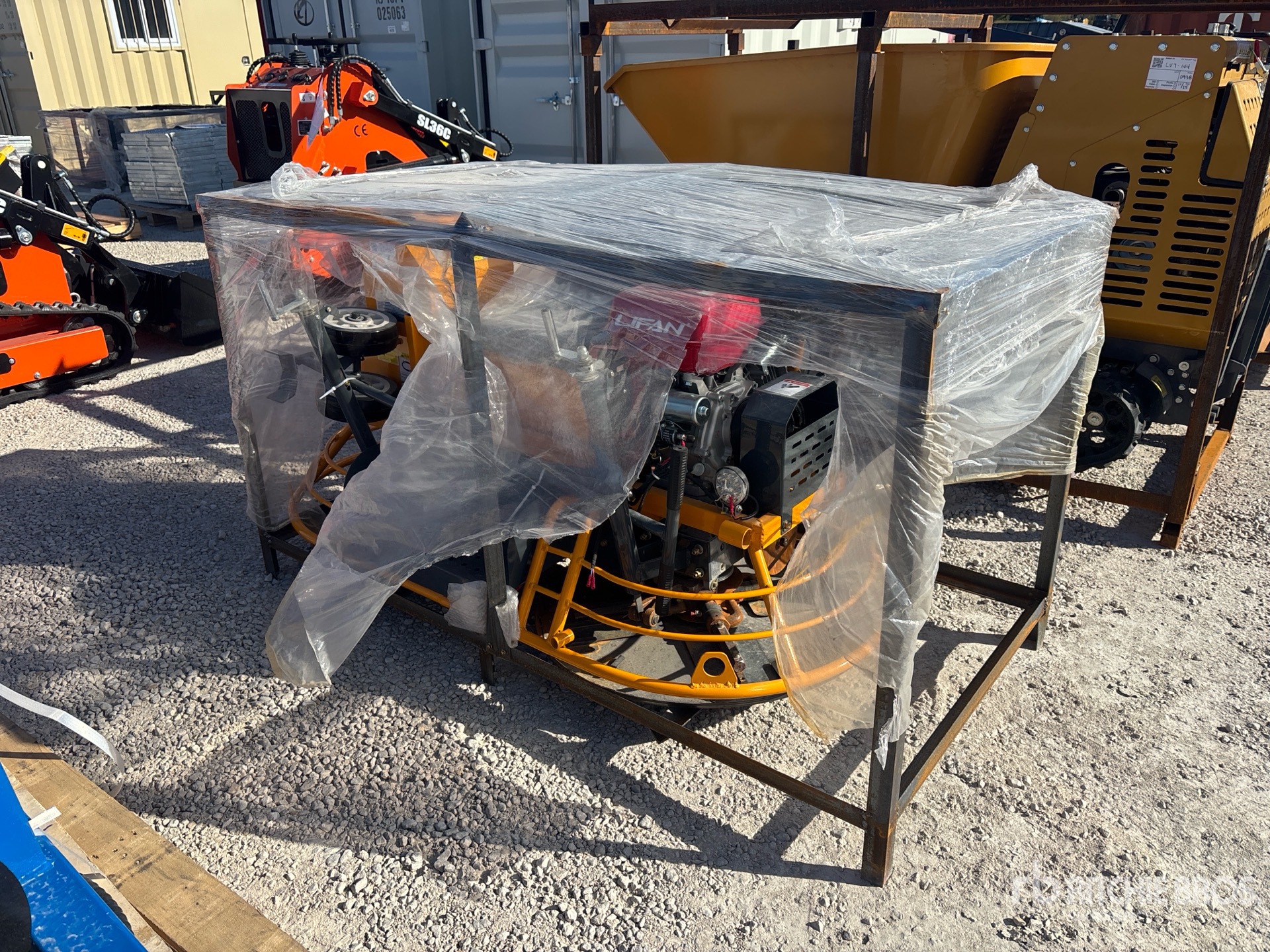 General Appearance with Image, coin avant gauche