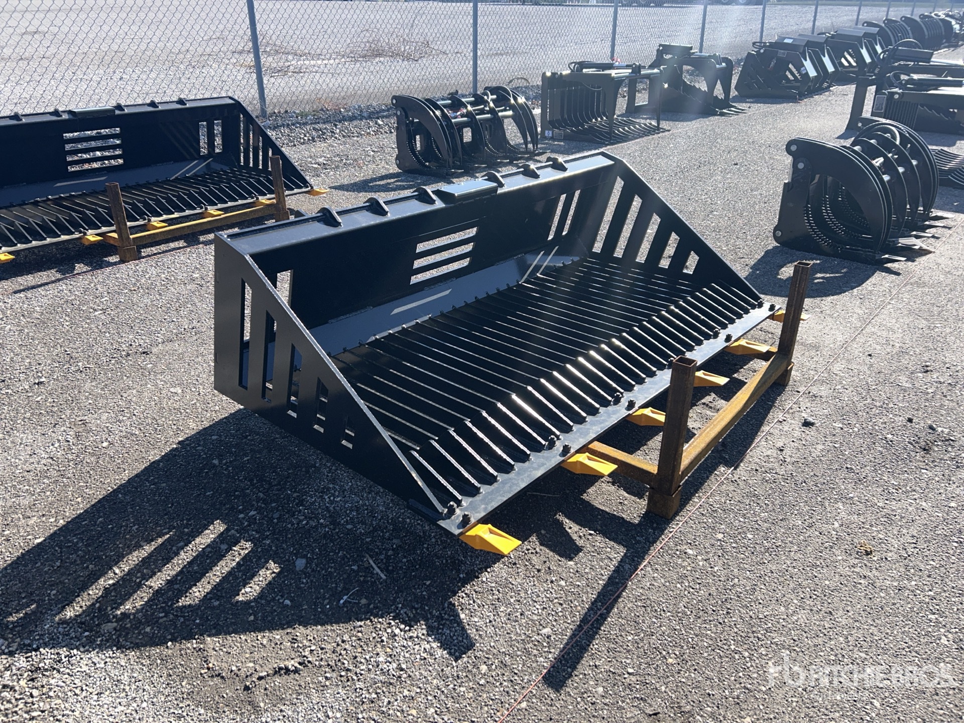 General Appearance with Image, coin avant droit