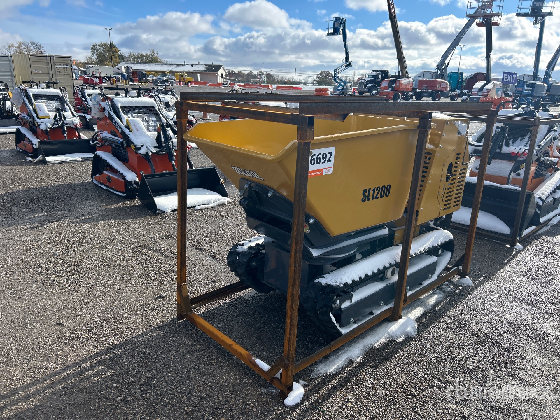 General Appearance with Image, coin avant gauche