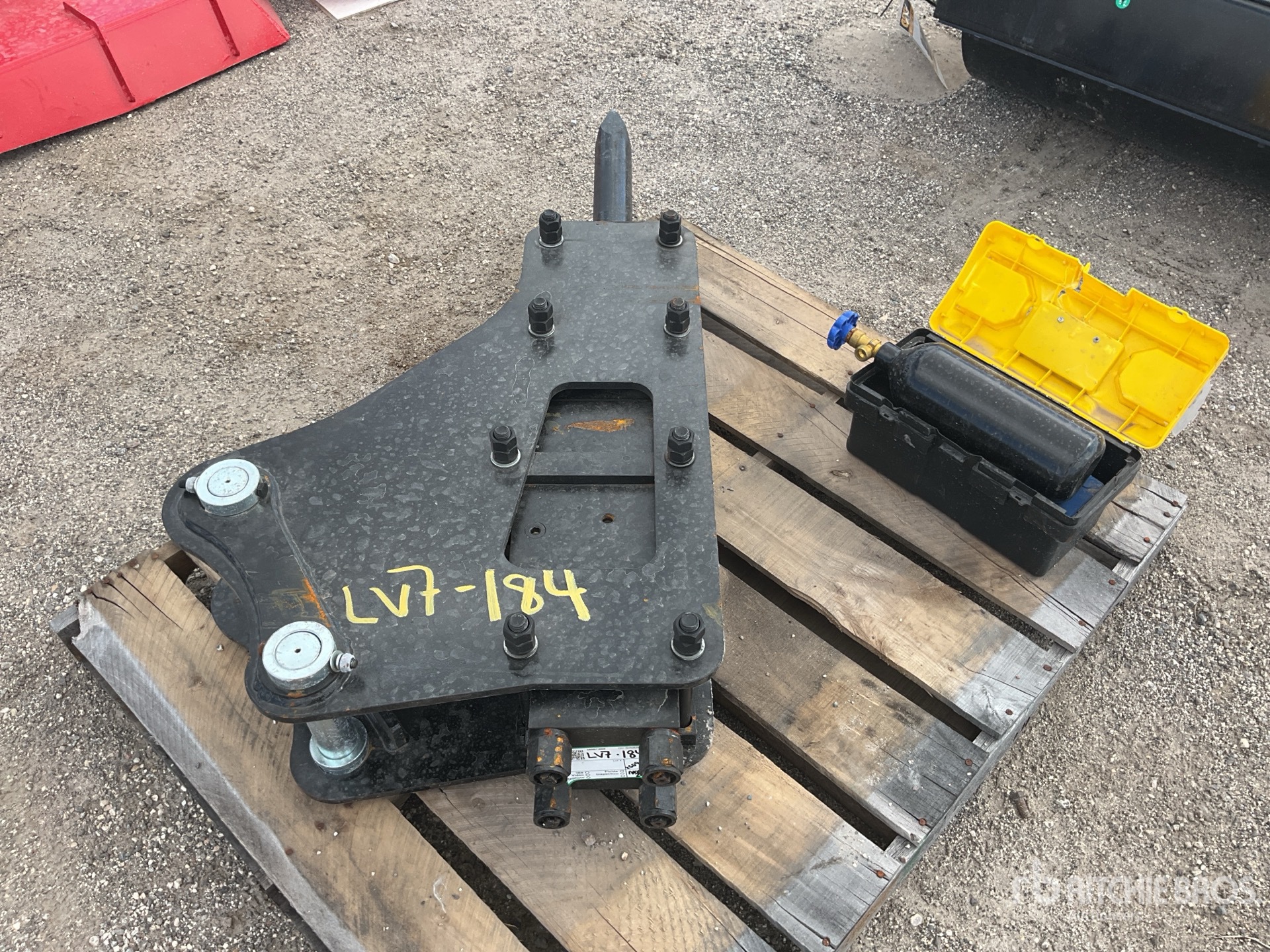 General Appearance with Picture, Right Rear Corner