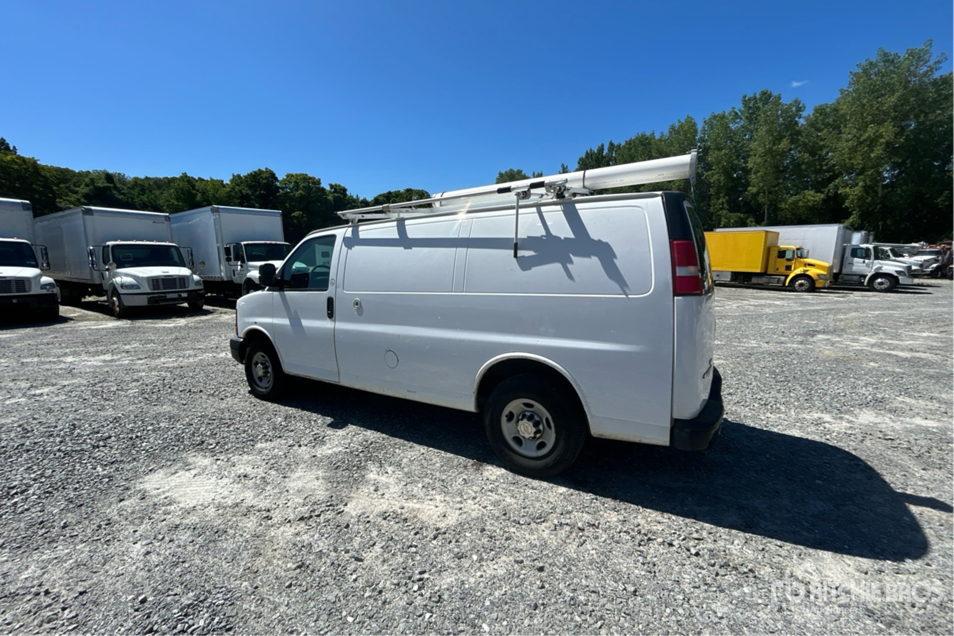 General Appearance with Picture, Left Rear Corner