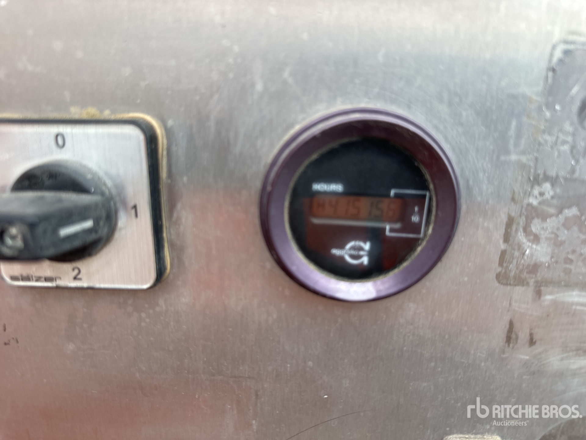General Appearance with Hour Meter / Odometer