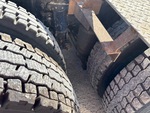 4 Underbody - Truck with 