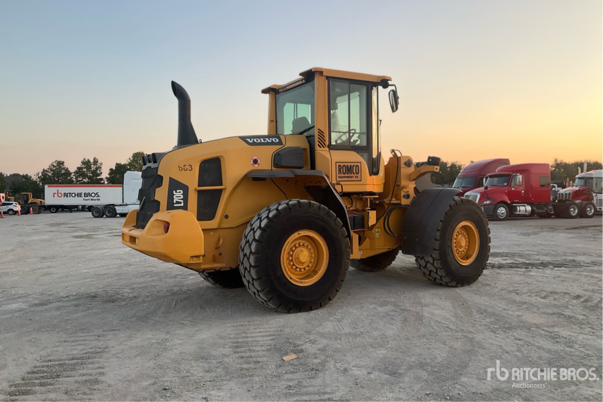 General Appearance with Picture, Right Rear Corner