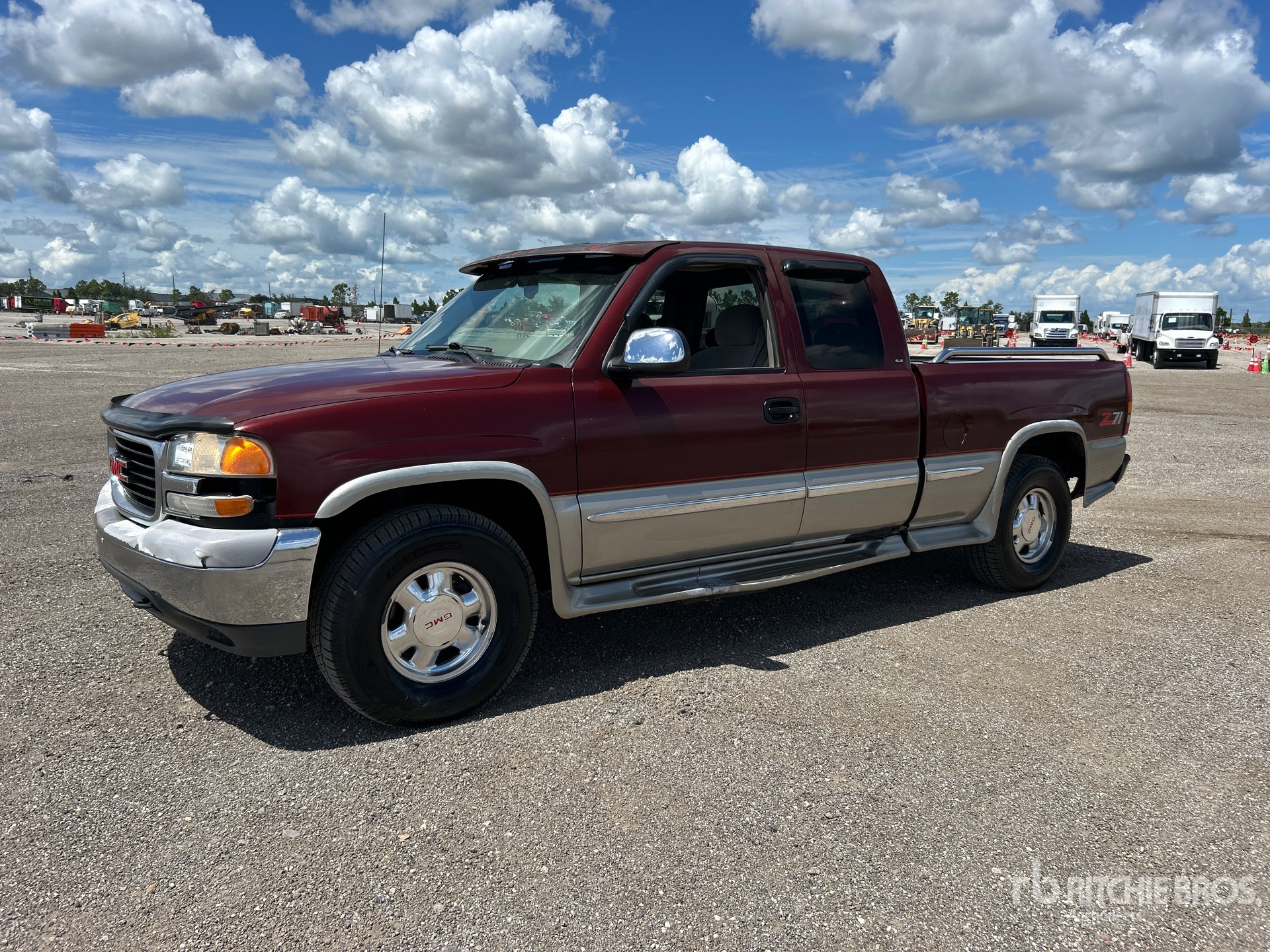 General Appearance with Picture, Left Front Corner