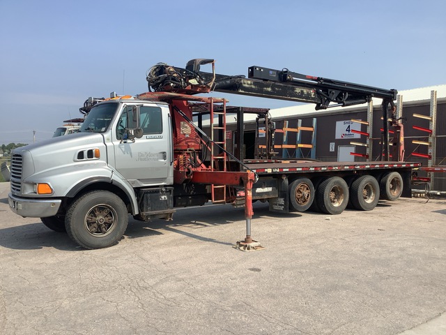 1997 IMT Knuckle Boom on 1997 Sterling LT9513 10x4 Boom Truck