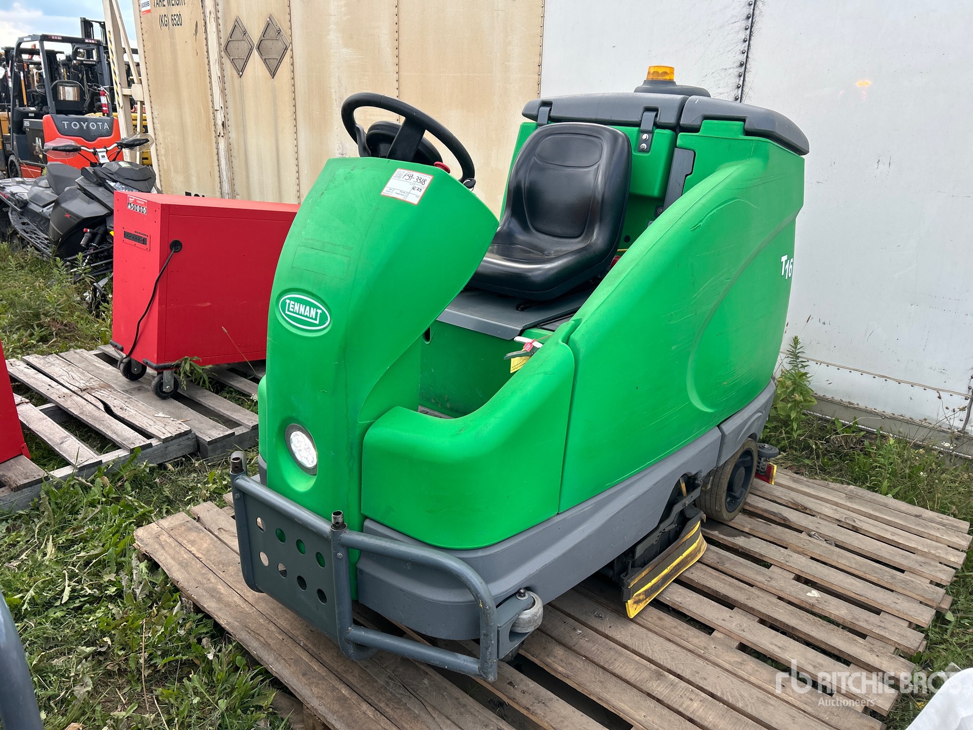 General Appearance with Picture, Left Front Corner