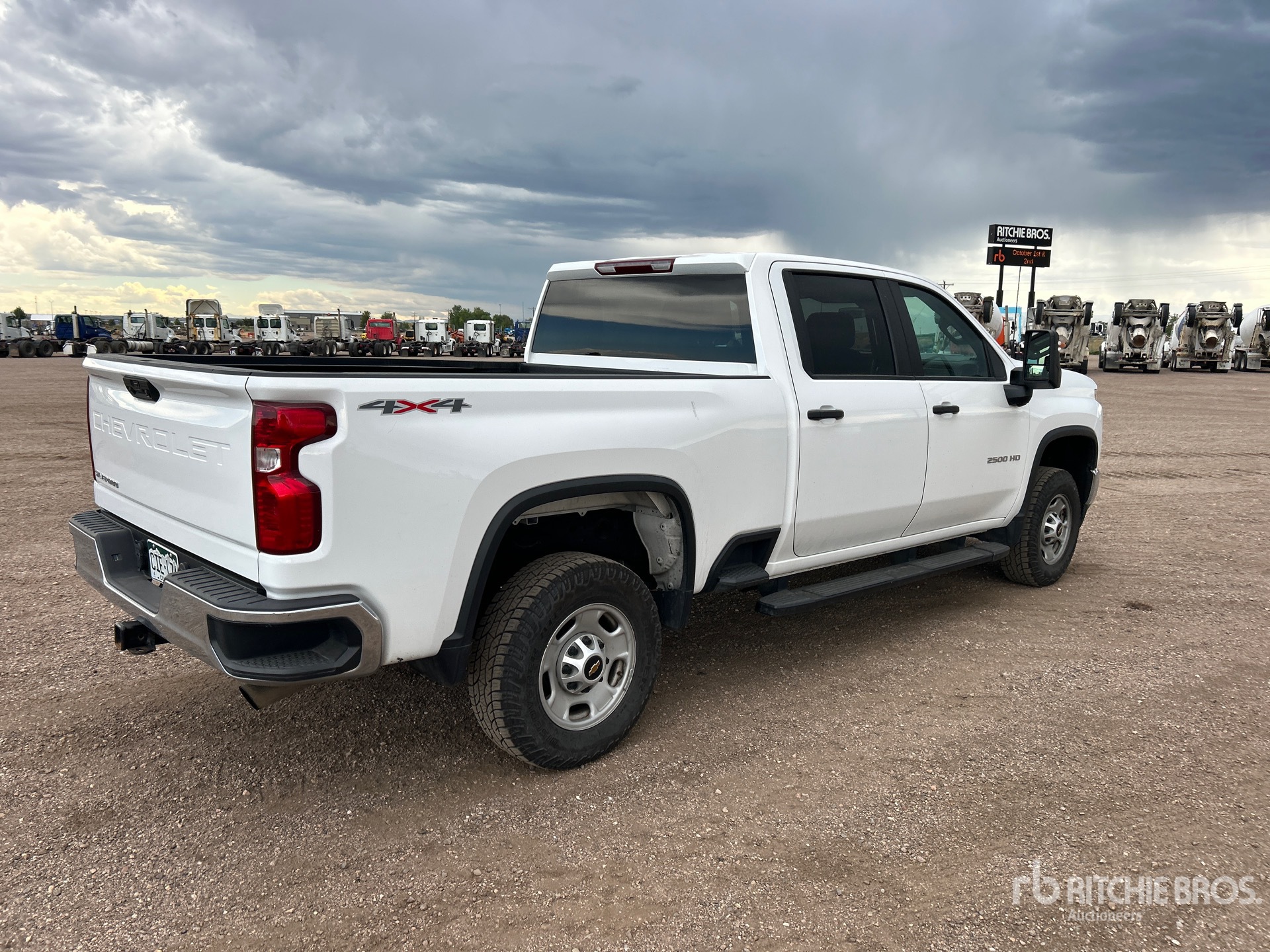 General Appearance with Picture, Right Rear Corner