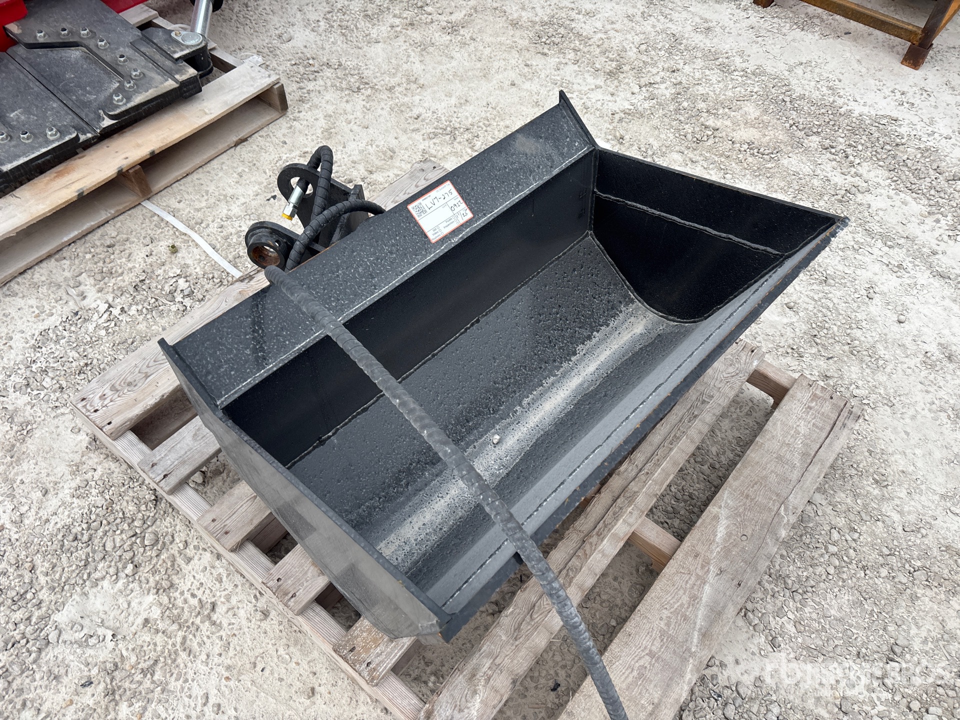 General Appearance with Foto, angolo anteriore destro