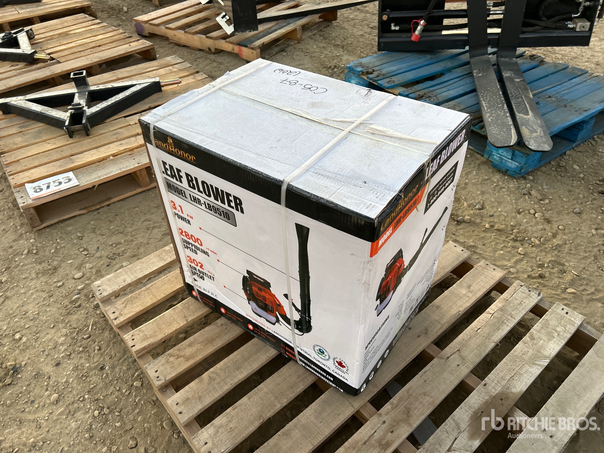 General Appearance with Picture, Right Rear Corner