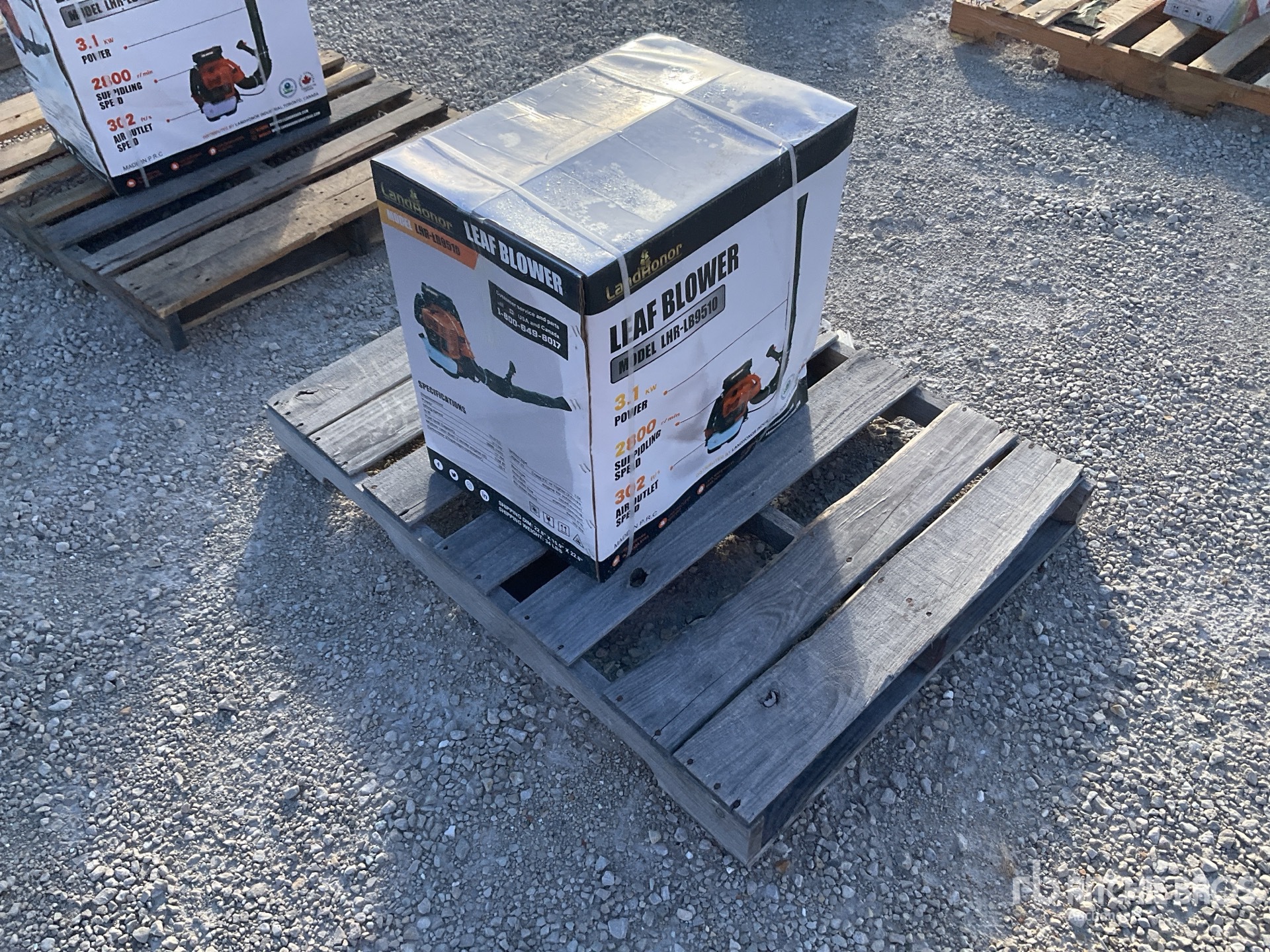 General Appearance with Foto, angolo posteriore sinistro