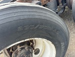 4 Underbody - Truck with 