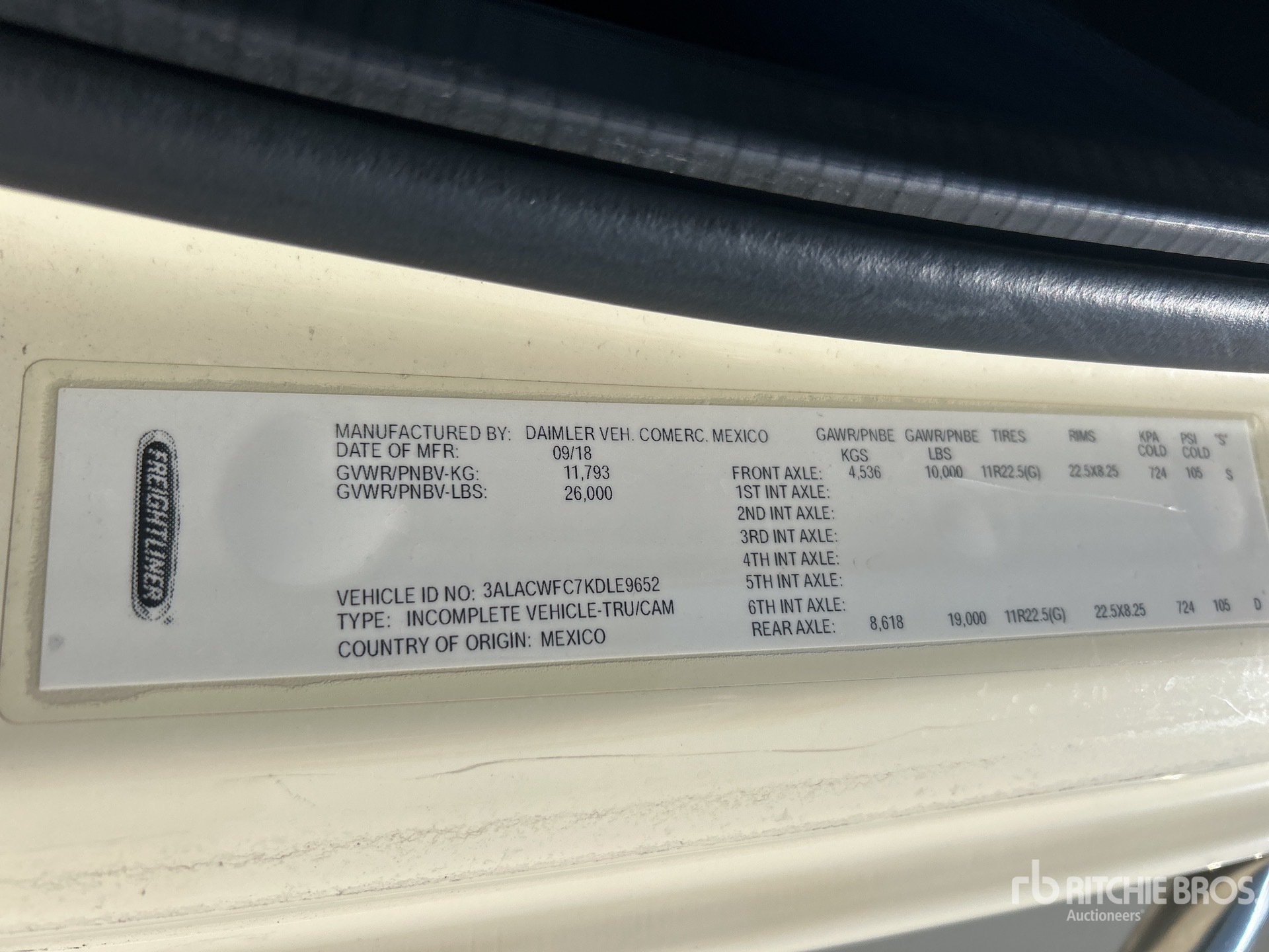 General Appearance with Serial Number / VIN