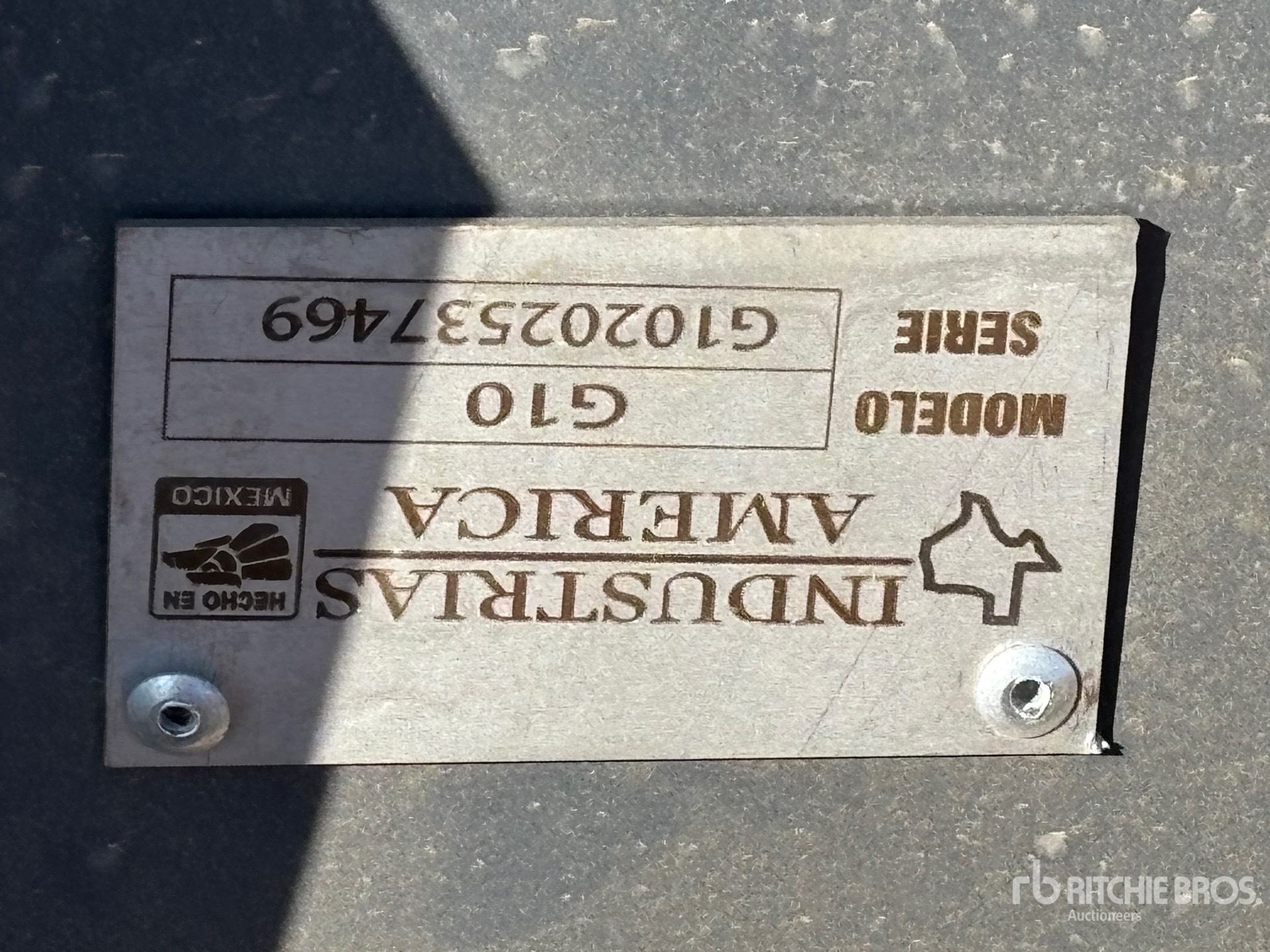 General Appearance with Numero seriale/numero d’identificazione del veicolo (VIN)
