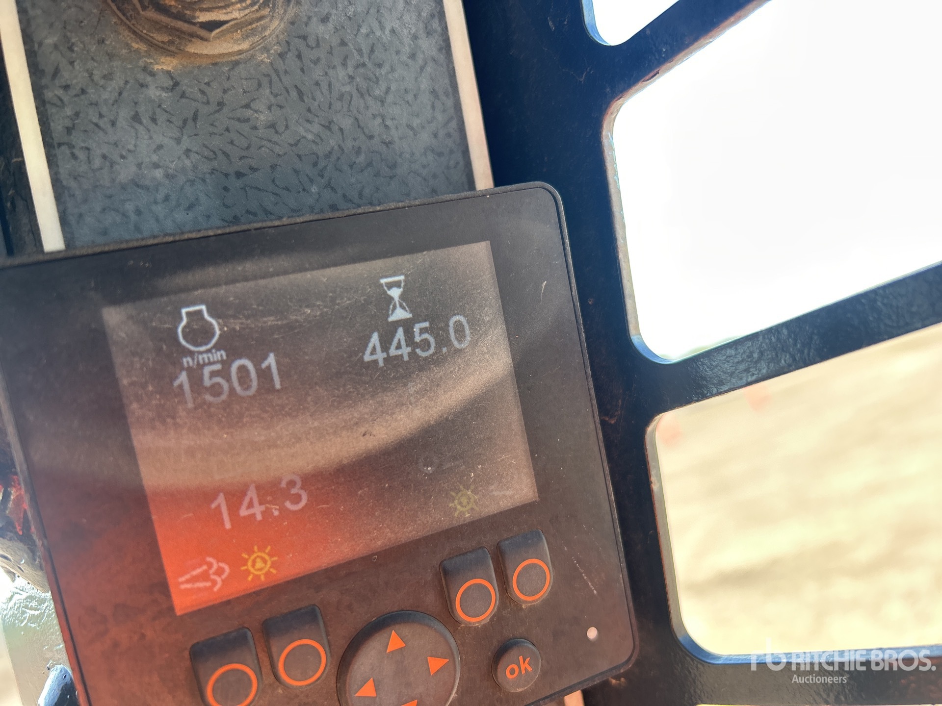 General Appearance with Hour Meter / Odometer