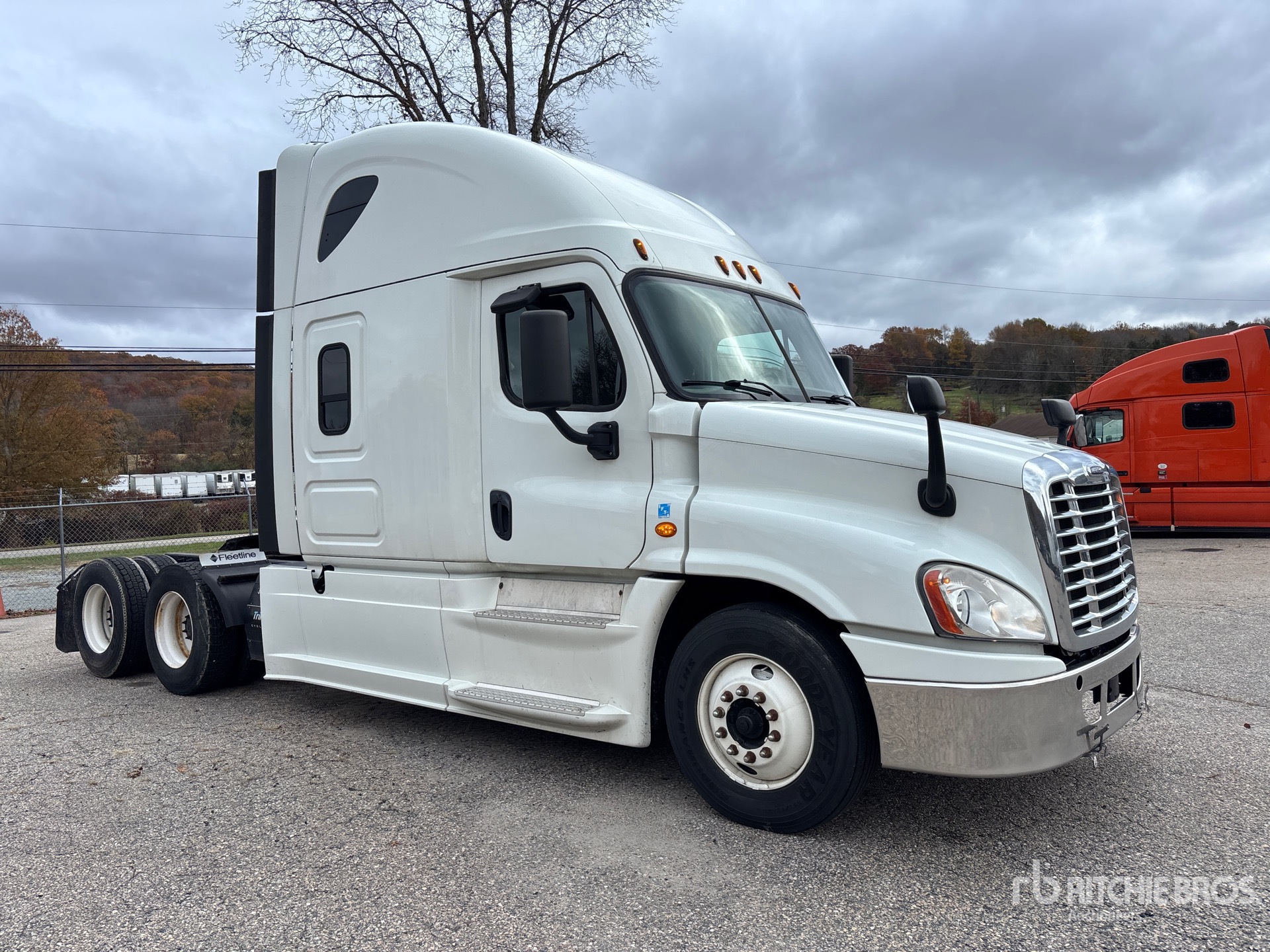 General Appearance with Image, coin avant droit