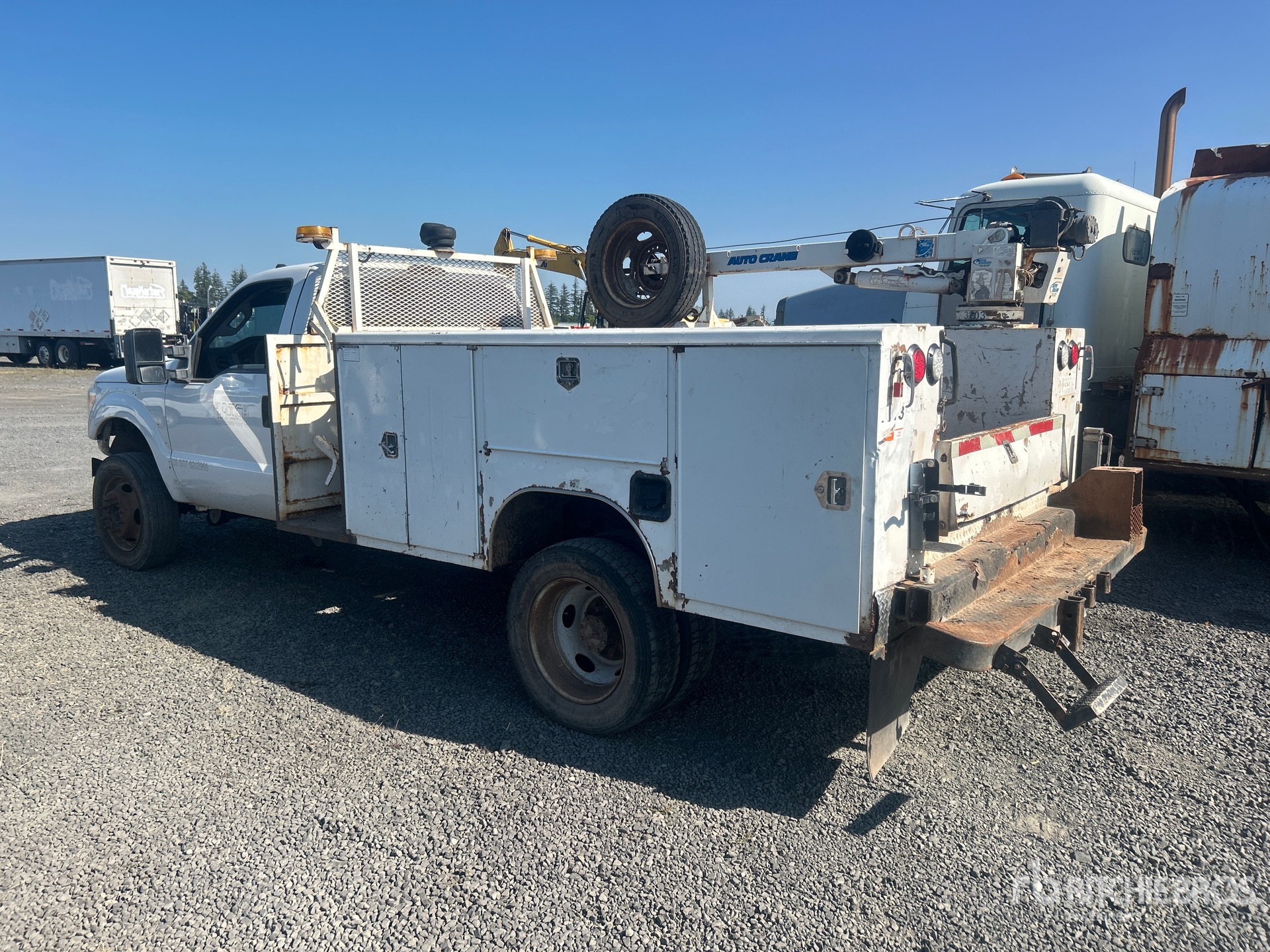 General Appearance with Picture, Left Rear Corner