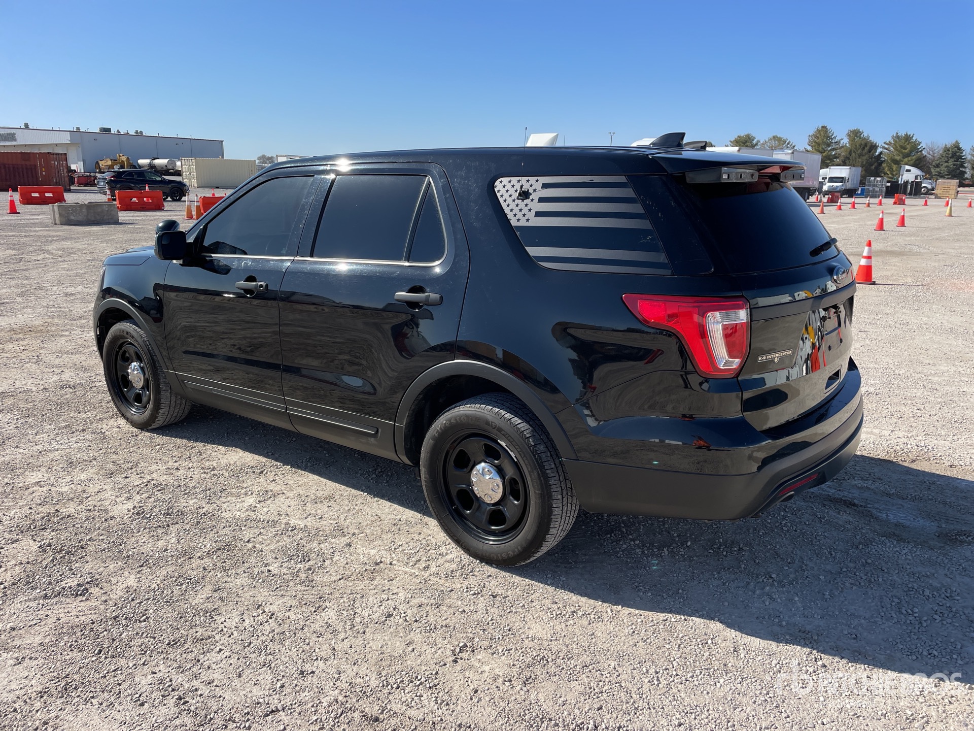 General Appearance with Picture, Left Rear Corner