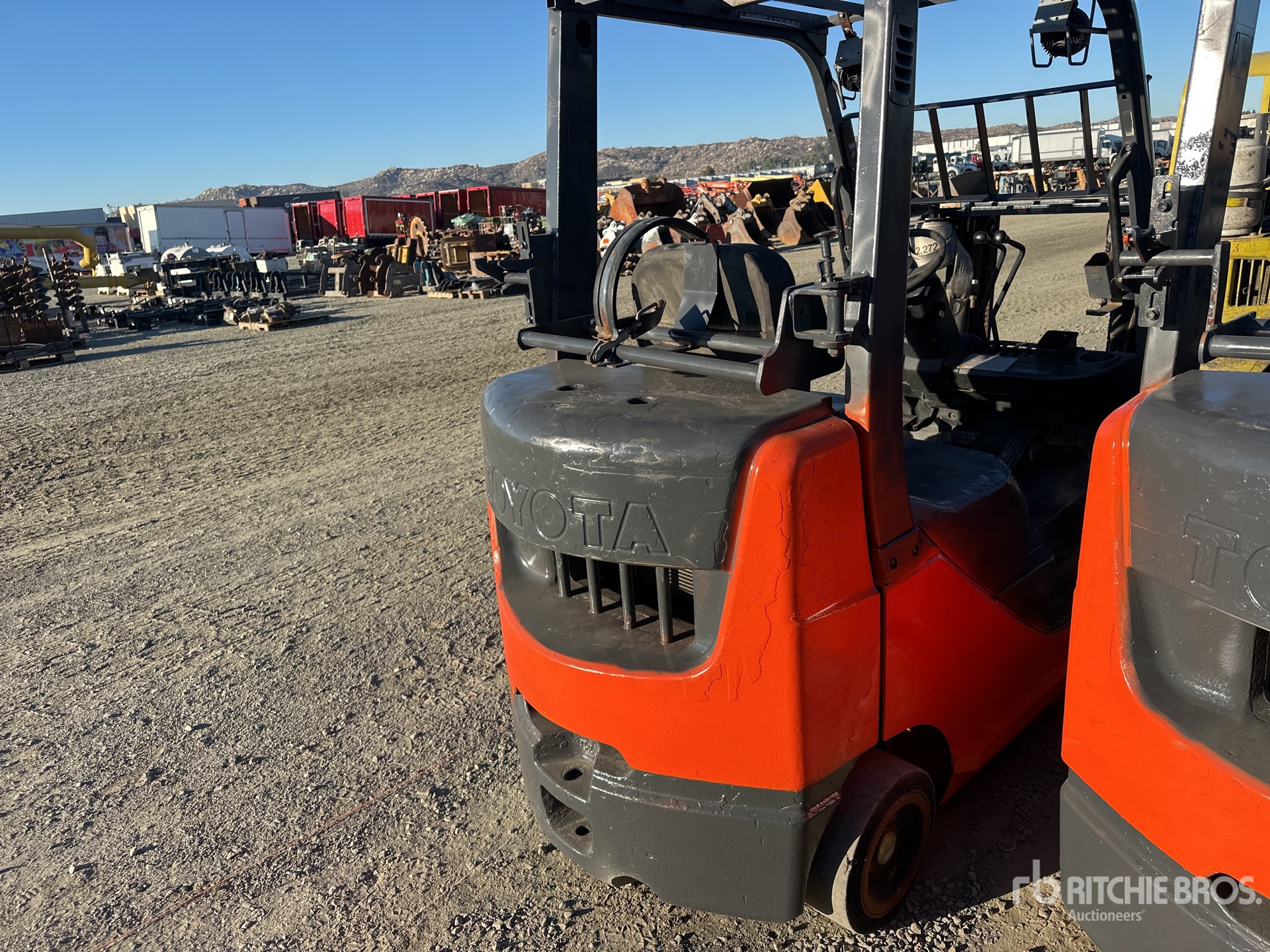 General Appearance with Picture, Right Rear Corner