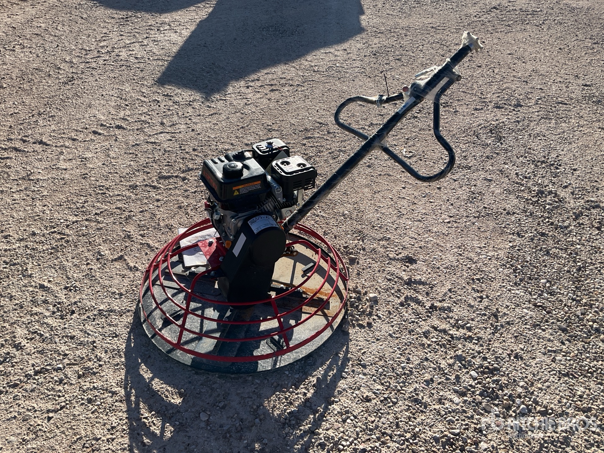 General Appearance with Foto, angolo anteriore sinistro