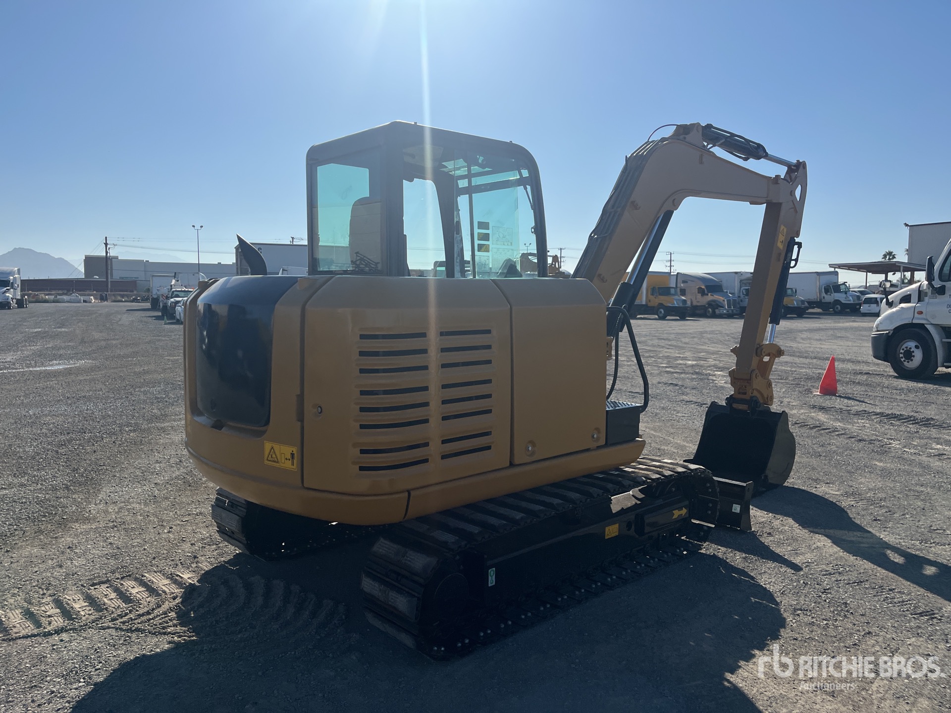 EXCAVADORA 2018 CATERPILLAR 306E2
