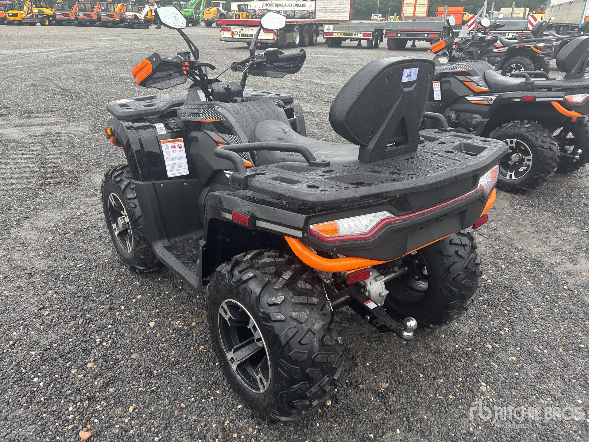General Appearance with Picture, Left Rear Corner