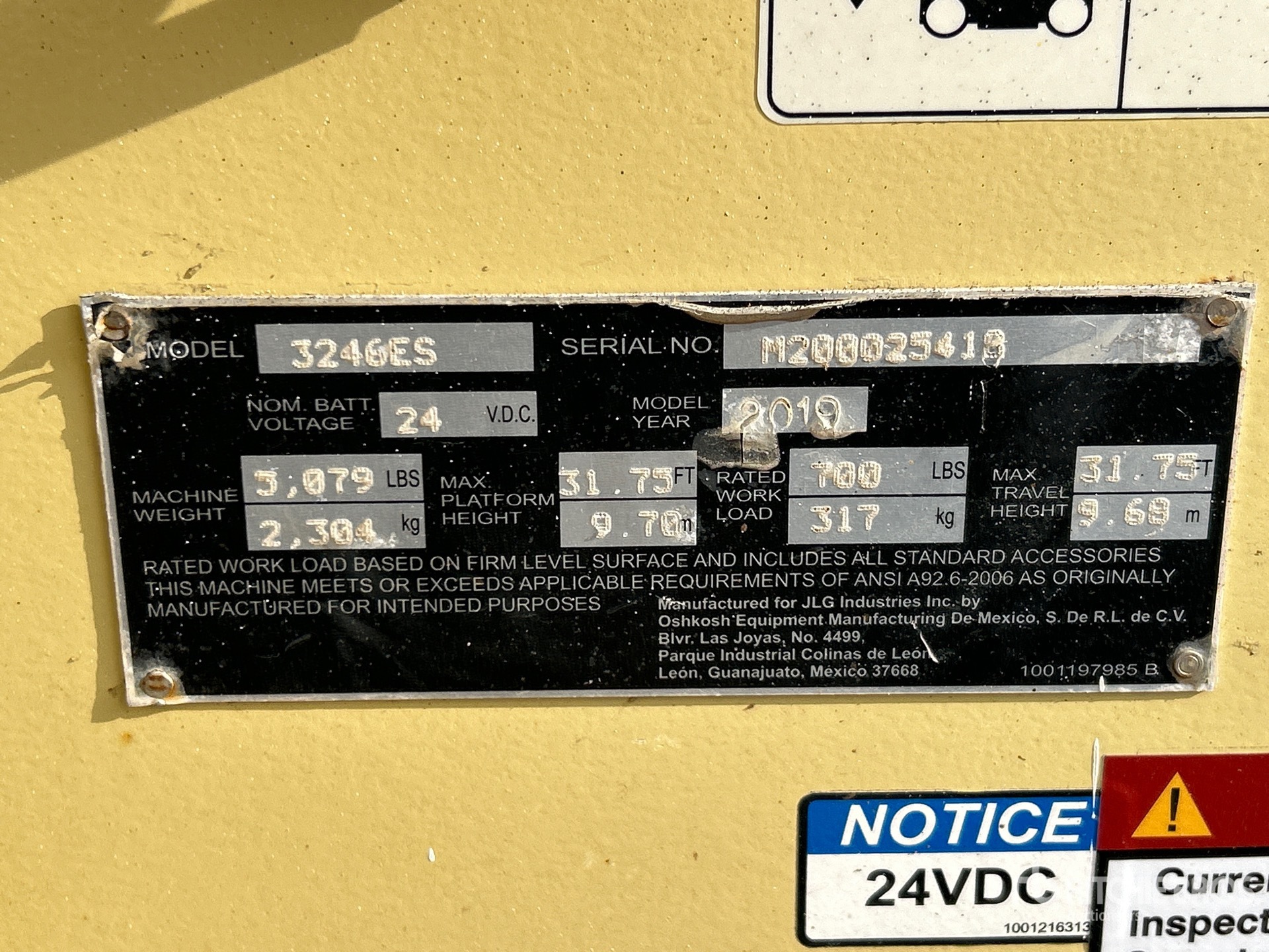 General Appearance with Serial Number / VIN