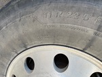 4 Underbody - Truck with 