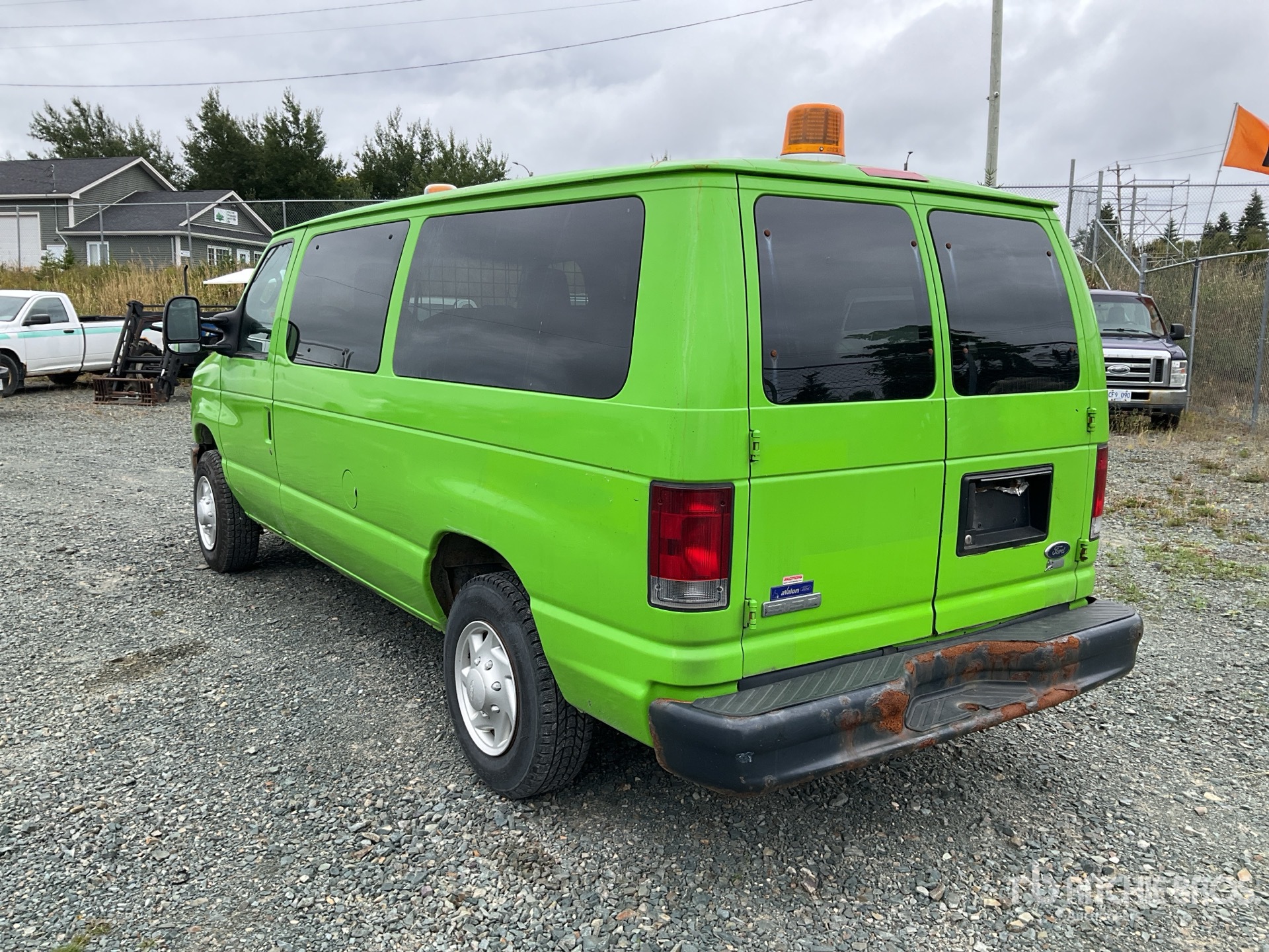 General Appearance with Picture, Left Rear Corner