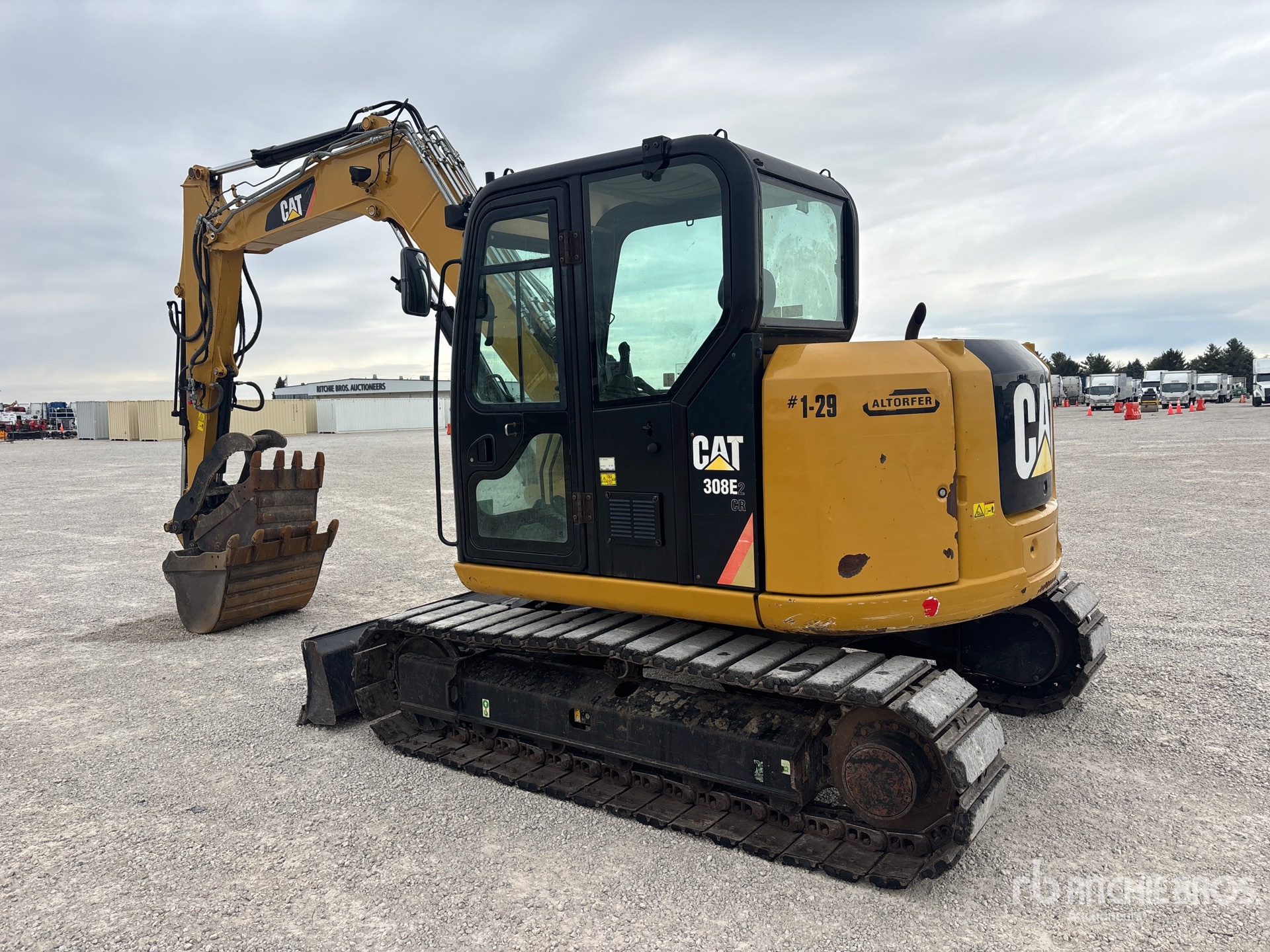 General Appearance with Picture, Left Rear Corner