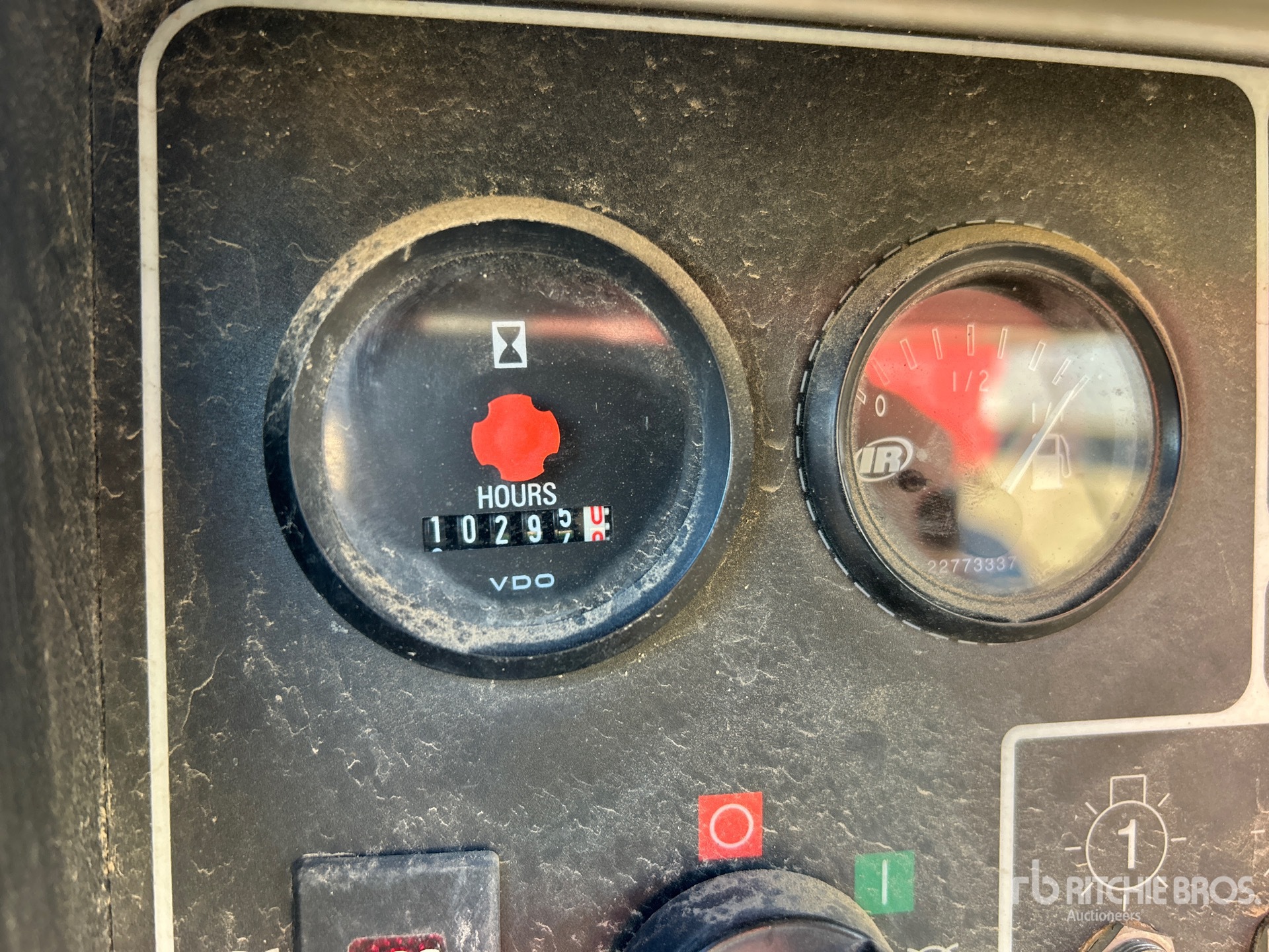 Aspect général with Compteur horaire / compteur kilométrique