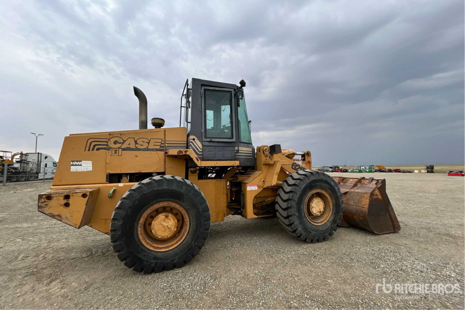 General Appearance with Picture, Right Rear Corner