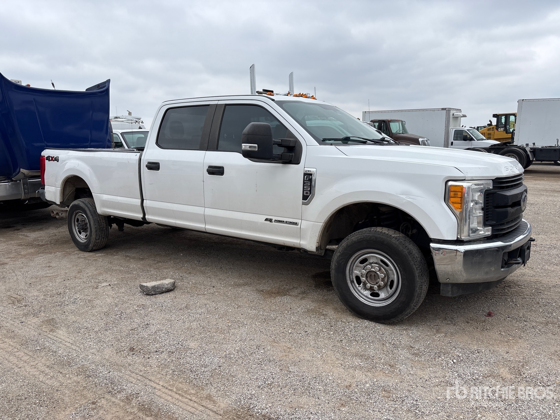 General Appearance with Foto, angolo anteriore destro