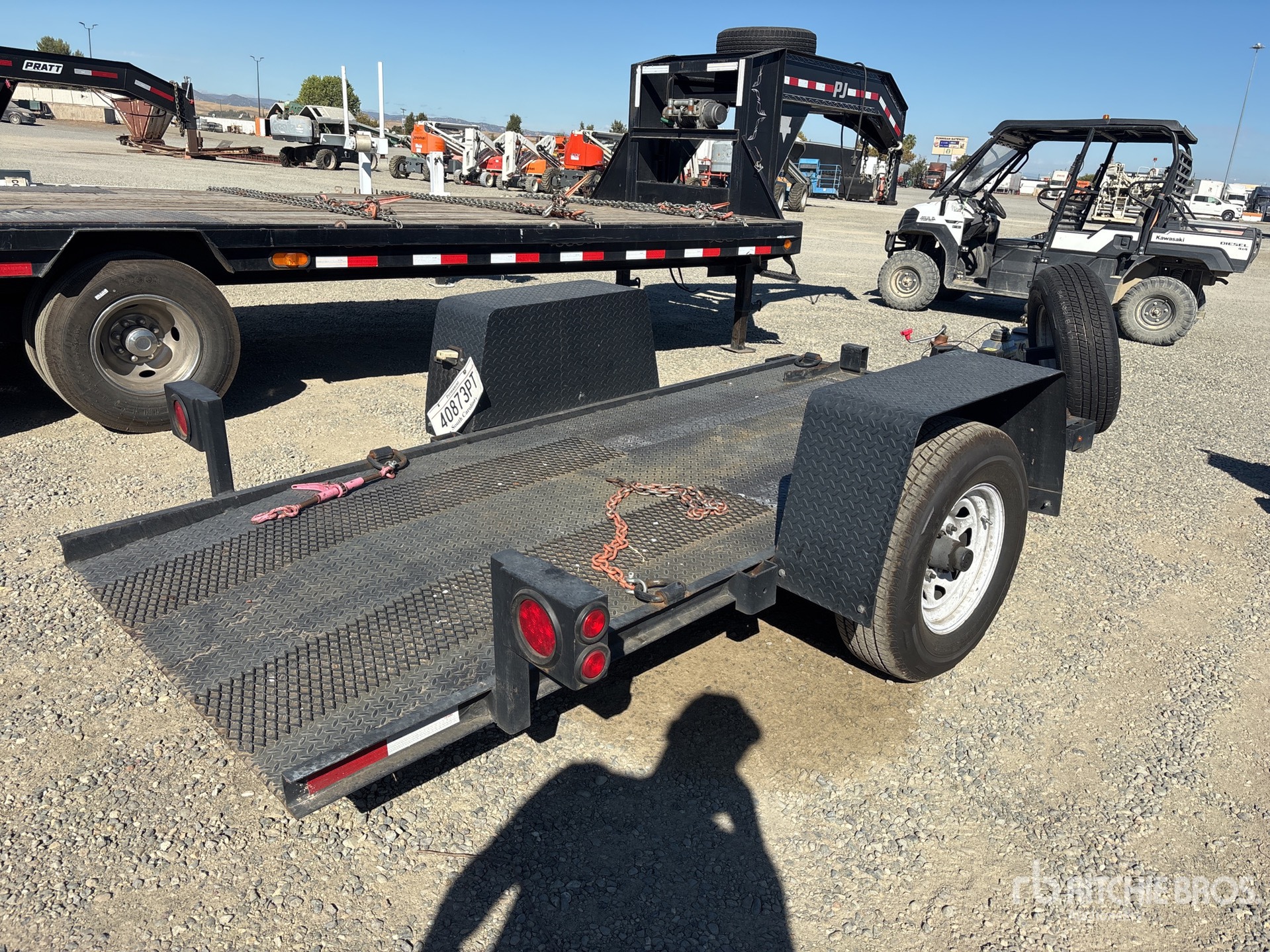 General Appearance with Picture, Right Rear Corner