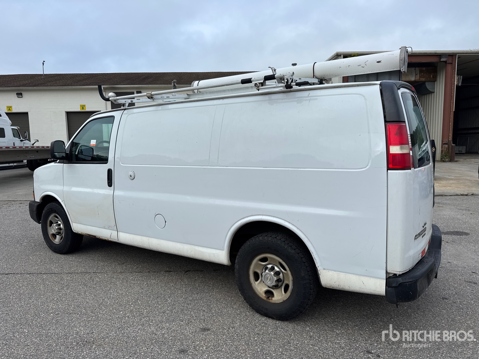 General Appearance with Picture, Left Rear Corner