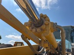 Hydraulics with Bucket Tilt Cylinders