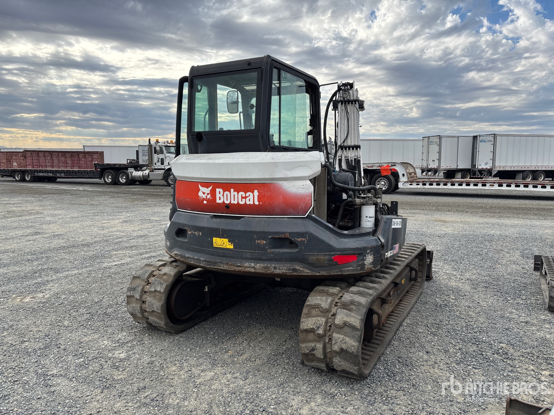 General Appearance with Picture, Right Rear Corner